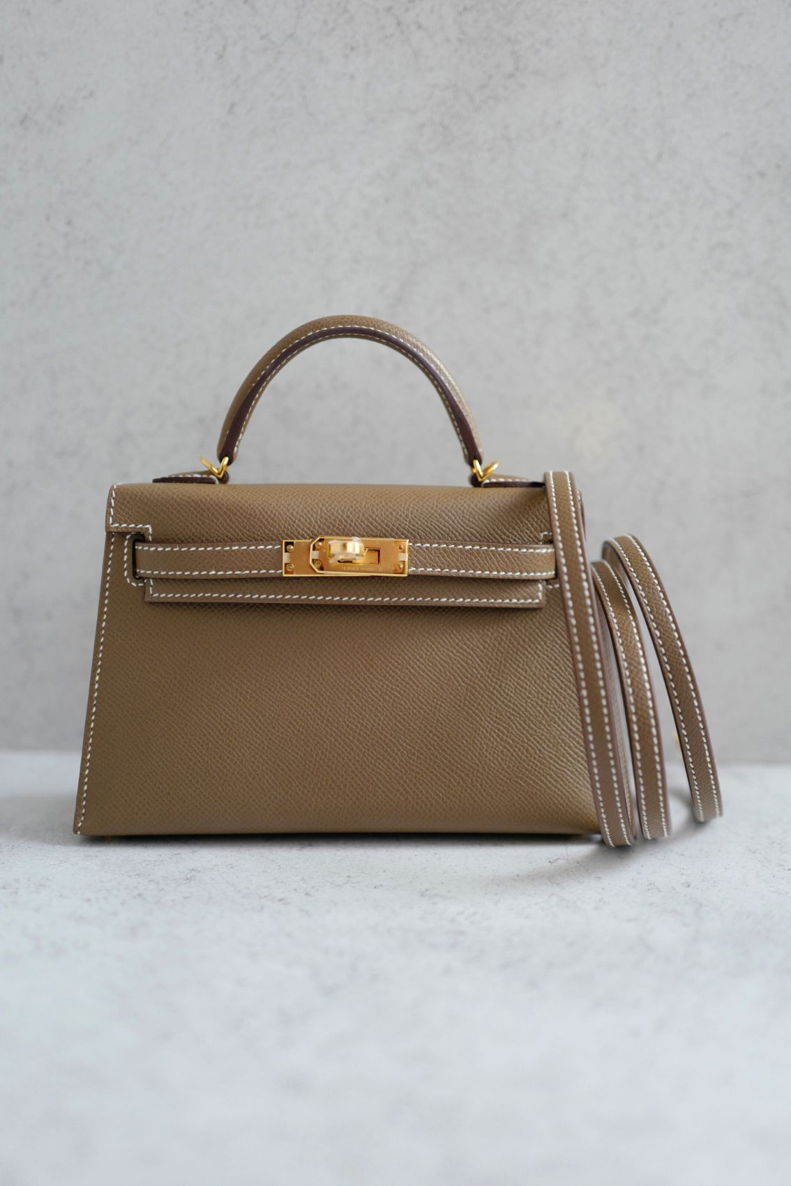 Hermès Mini Kelly Etoupe Epsom Leather Gold Hardware 2024 W Stamp