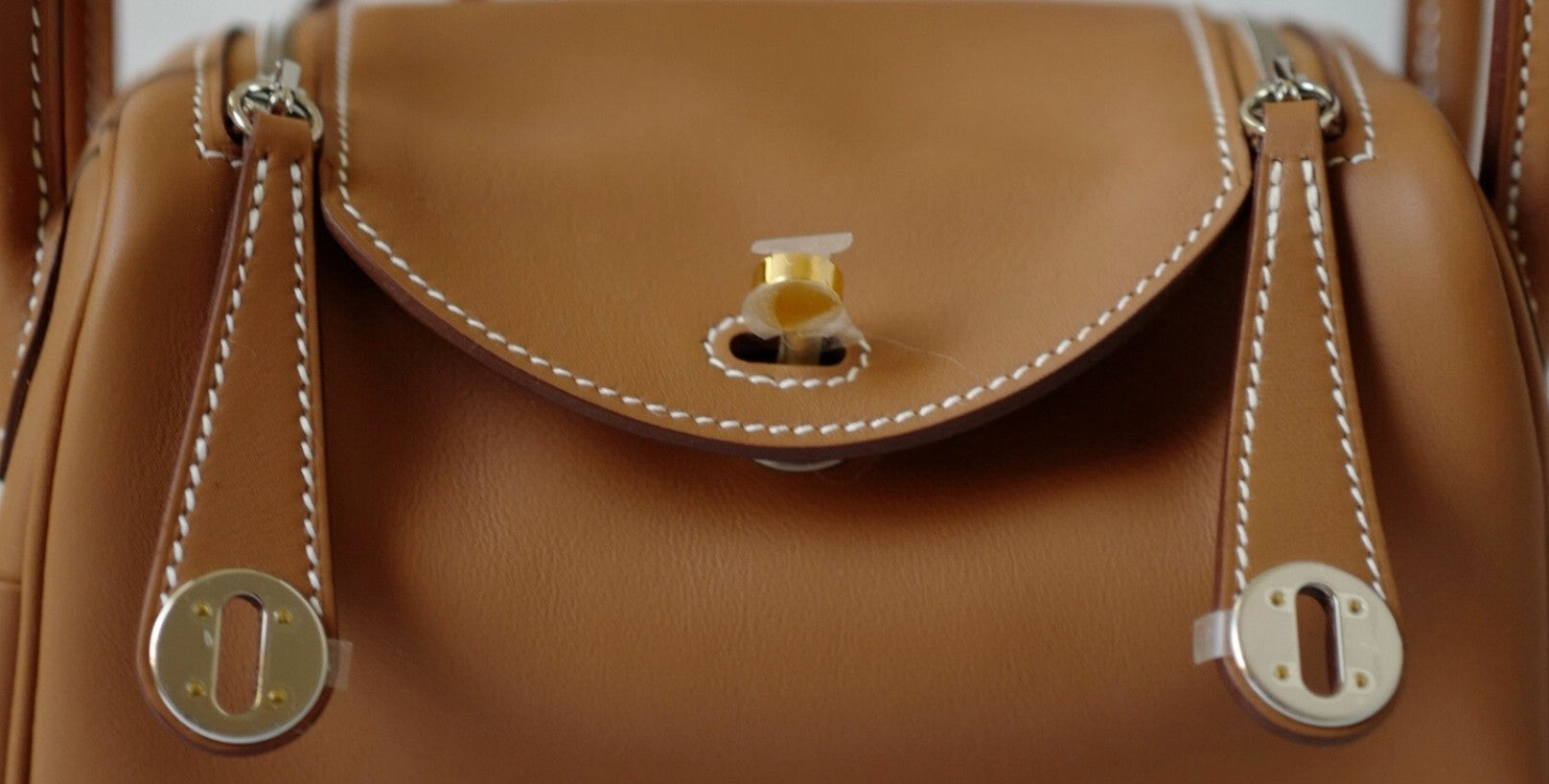 BNIB Hermès Lindy Mini II Bag Swift Leather Gold 37 Electrum Silver/Gold Hardware
