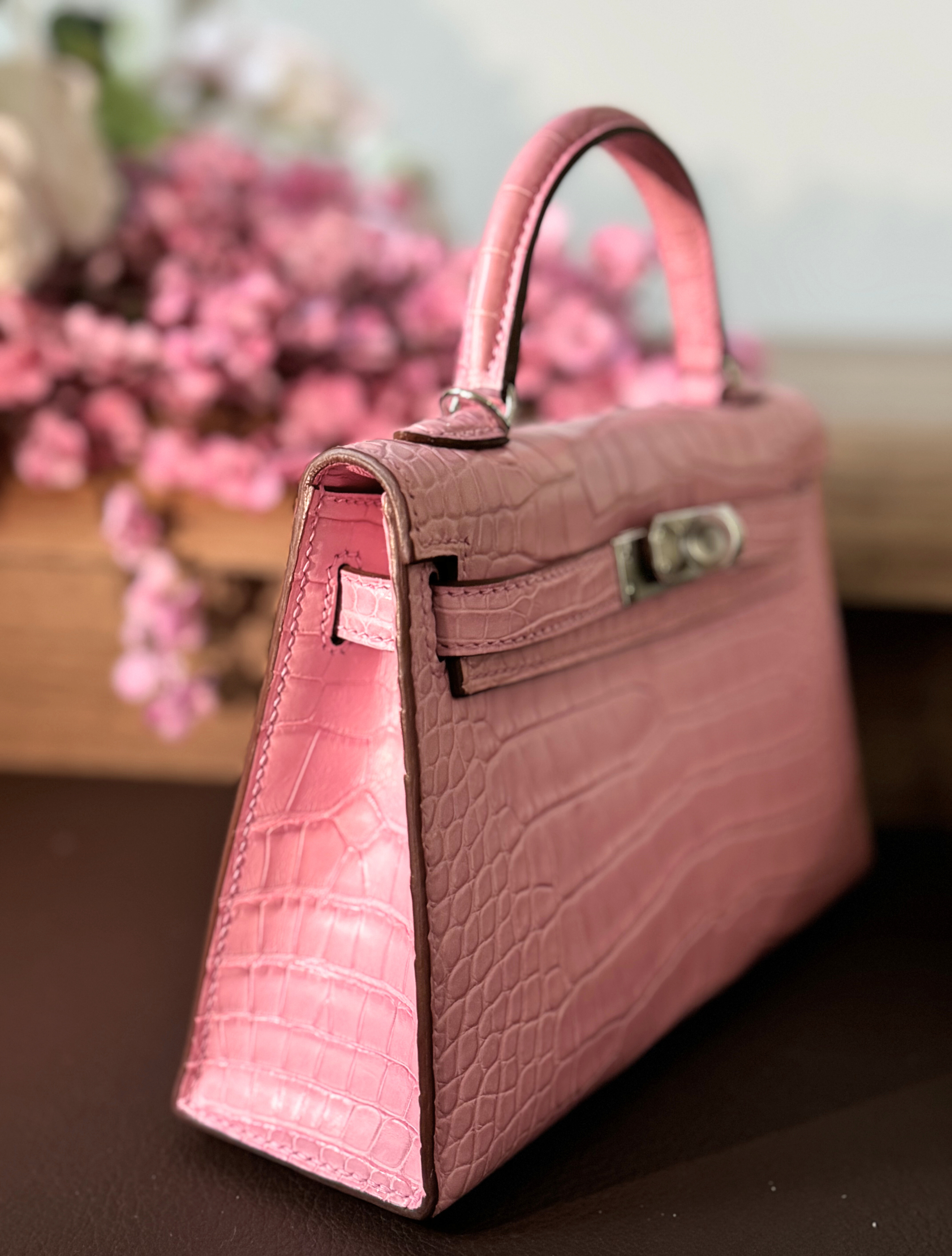 Hermès Mini Kelly 20 5P Pink Matte Alligator with Palladium Hardware