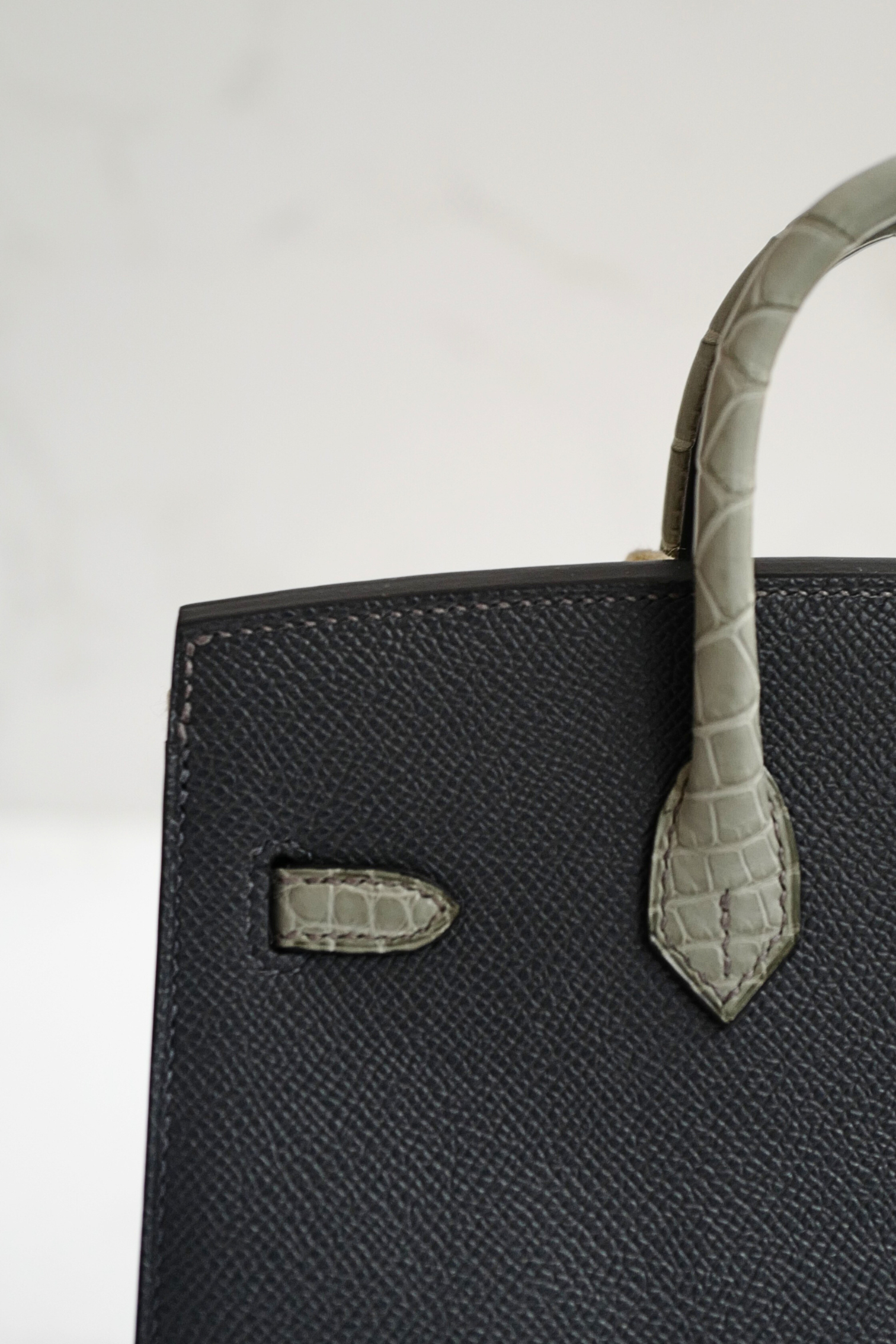 BNIB Hermès Birkin 20 Sellier Faubourg “Rainy Days” Alligator & Epsom Gris Misty PHW 2025