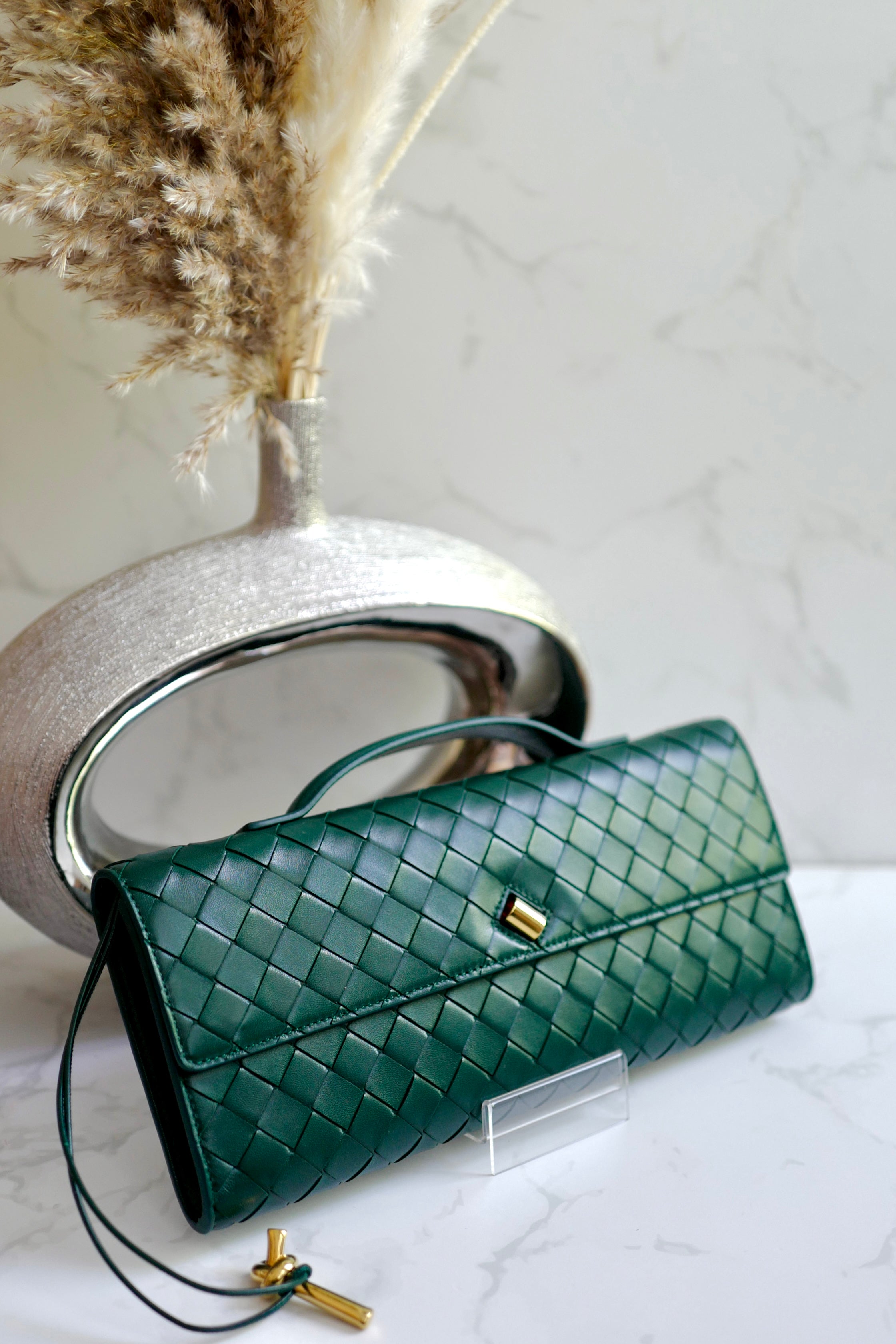 Bottega Veneta Andiamo Clutch Emerald Green NEW