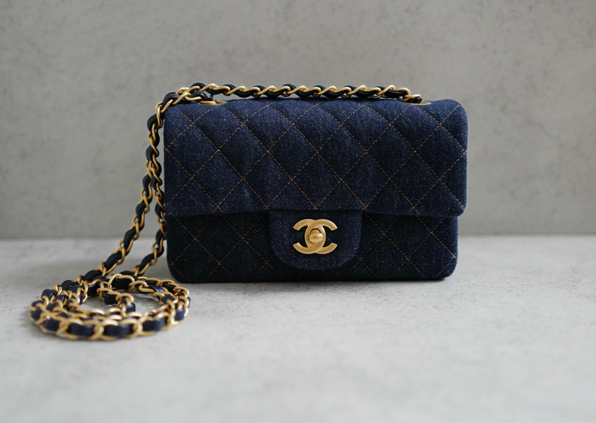 BNIB Chanel 25c Classic Mini Flap Bag in Denim Dark Blue Gold Hardware