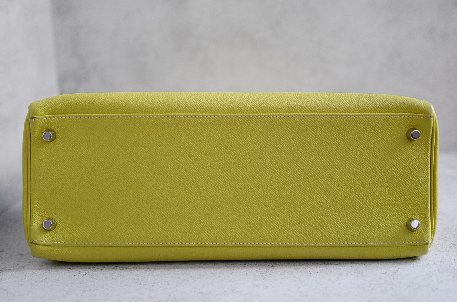 Preowned Hermès Kelly 35 Candy Lime Epsom Leather Gris Perle Inside Palladium Hardware