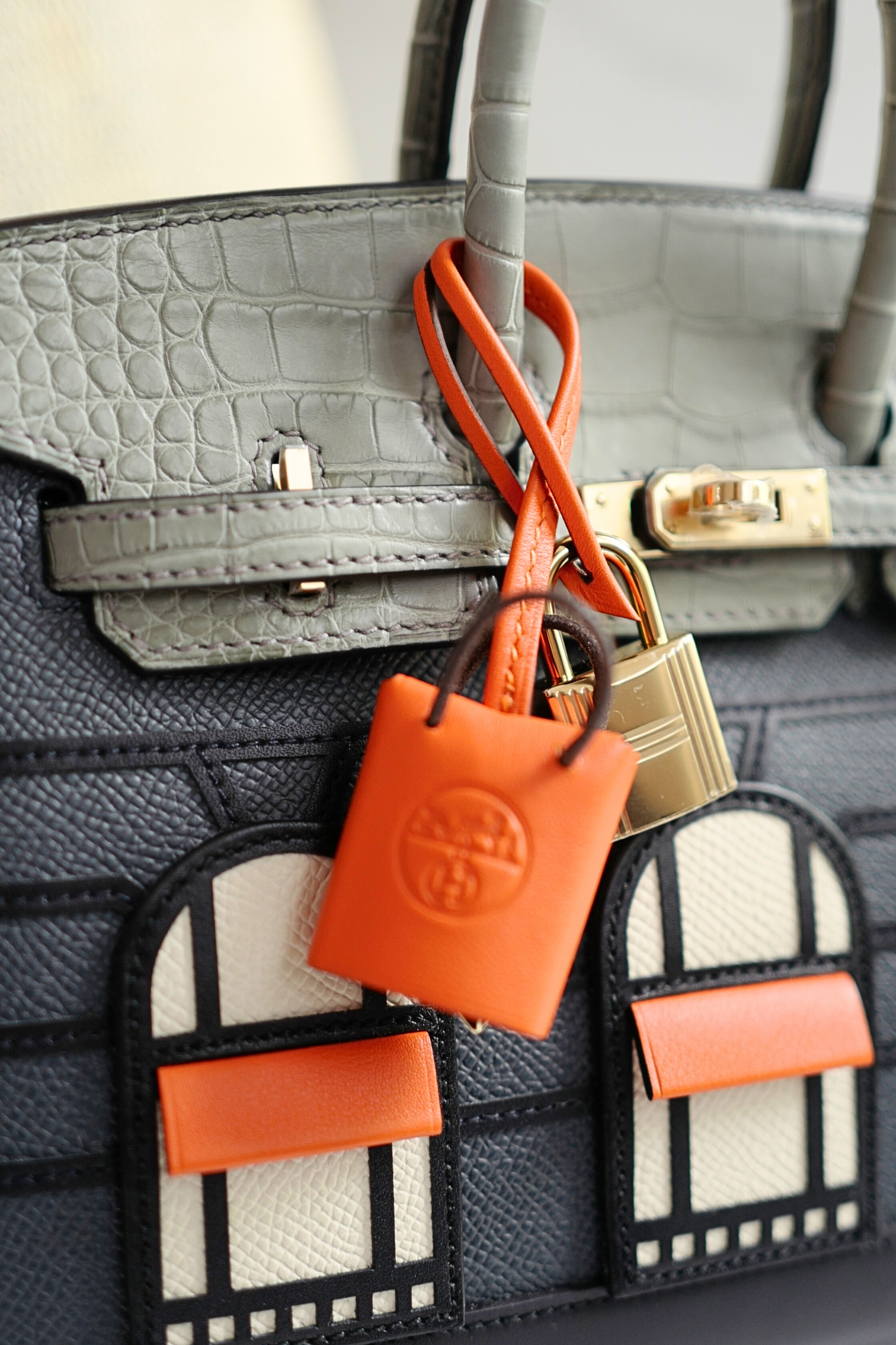 BNIB Hermès Birkin 20 Sellier Faubourg “Rainy Days” Alligator & Epsom Gris Misty PHW 2025