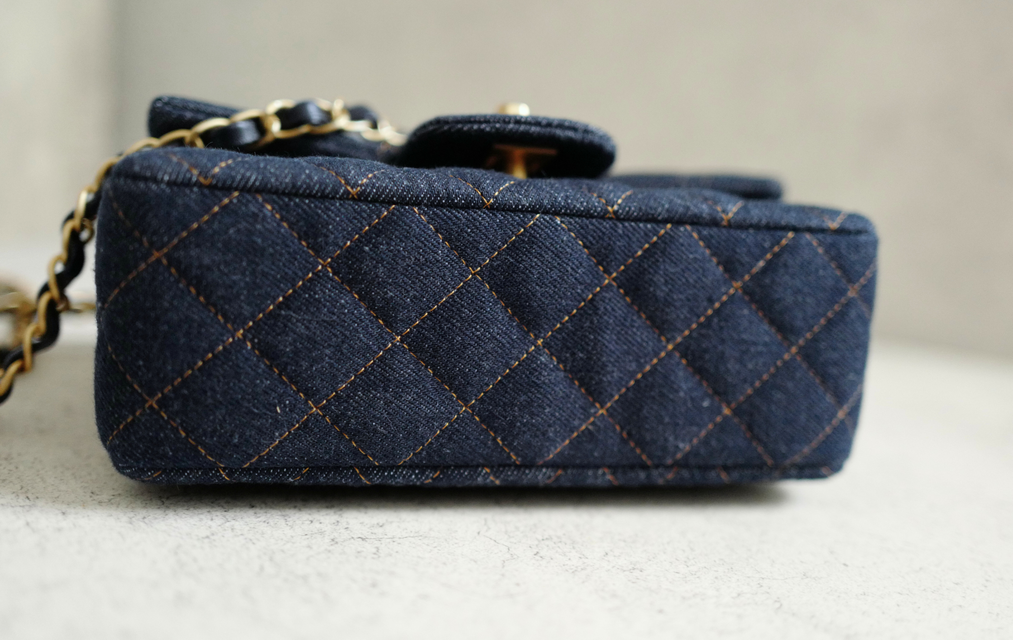 BNIB Chanel 25c Classic Mini Flap Bag in Denim Dark Blue Gold Hardware