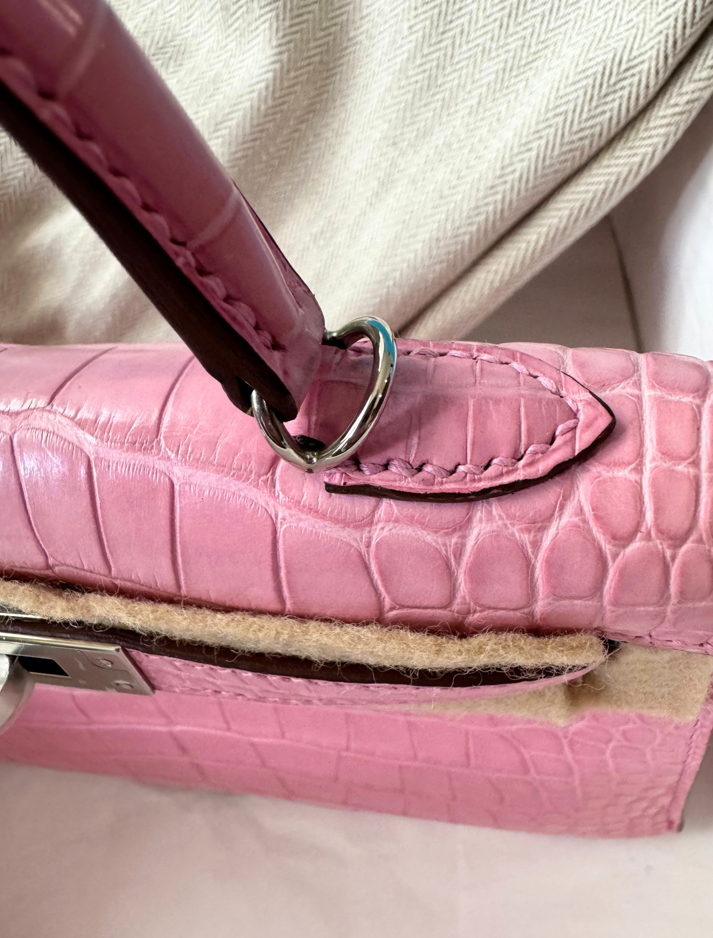 Hermès Mini Kelly 20 5P Pink Matte Alligator with Palladium Hardware