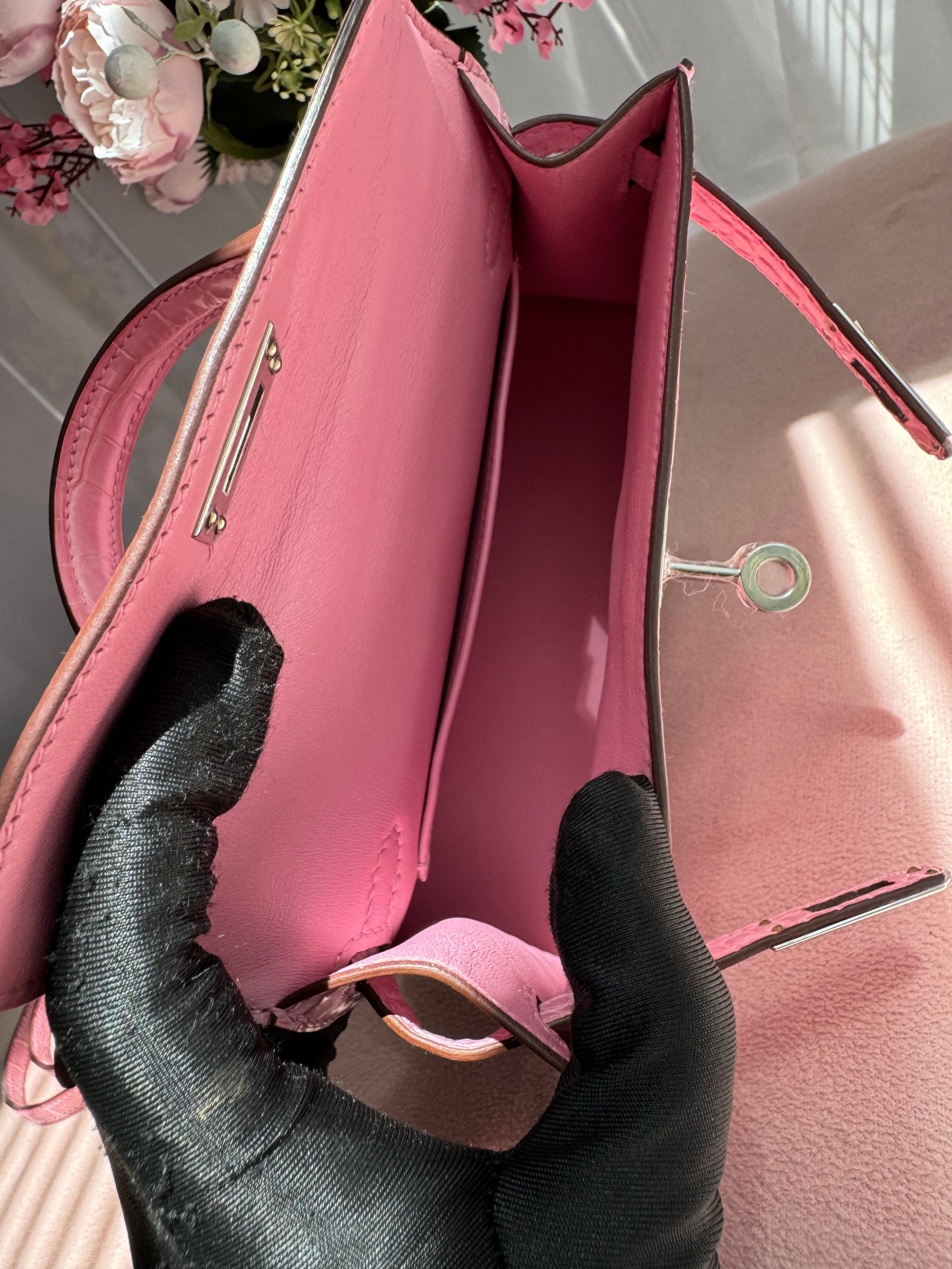Hermès Mini Kelly 20 5P Pink Matte Alligator with Palladium Hardware