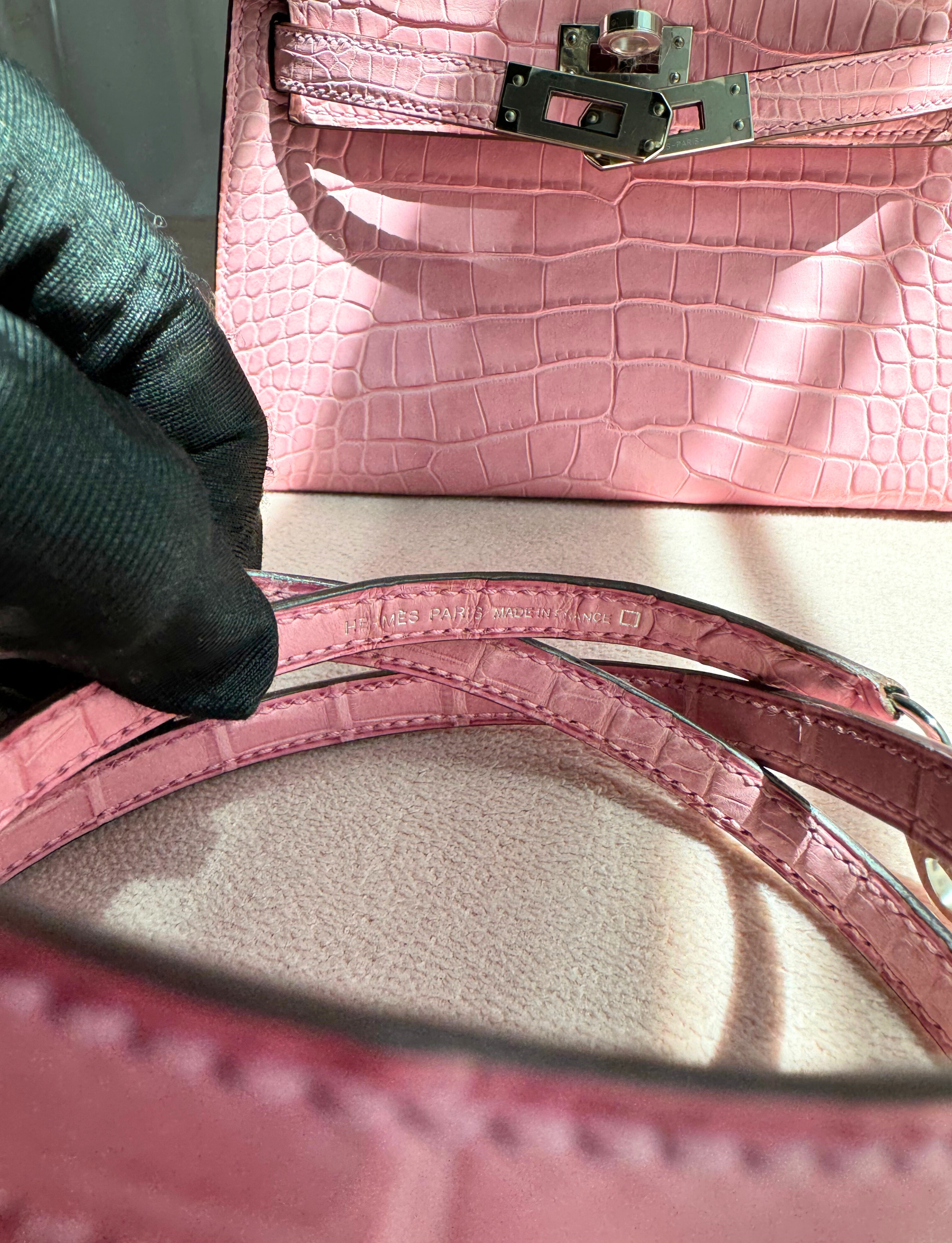 Hermès Mini Kelly 20 5P Pink Matte Alligator with Palladium Hardware