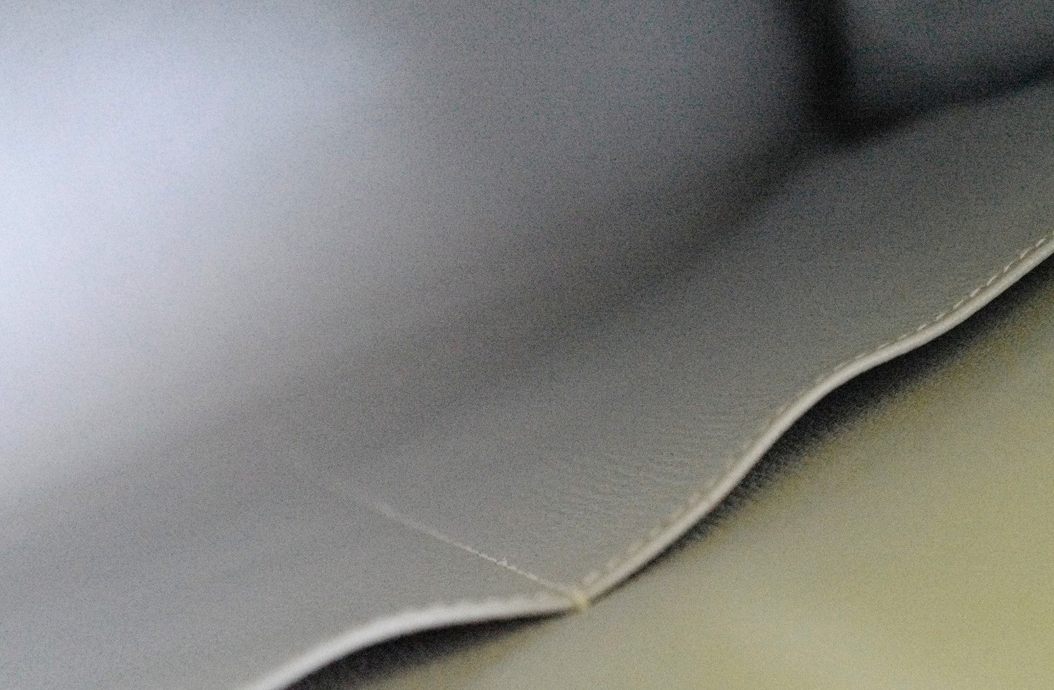 Preowned Hermès Kelly 35 Candy Lime Epsom Leather Gris Perle Inside Palladium Hardware