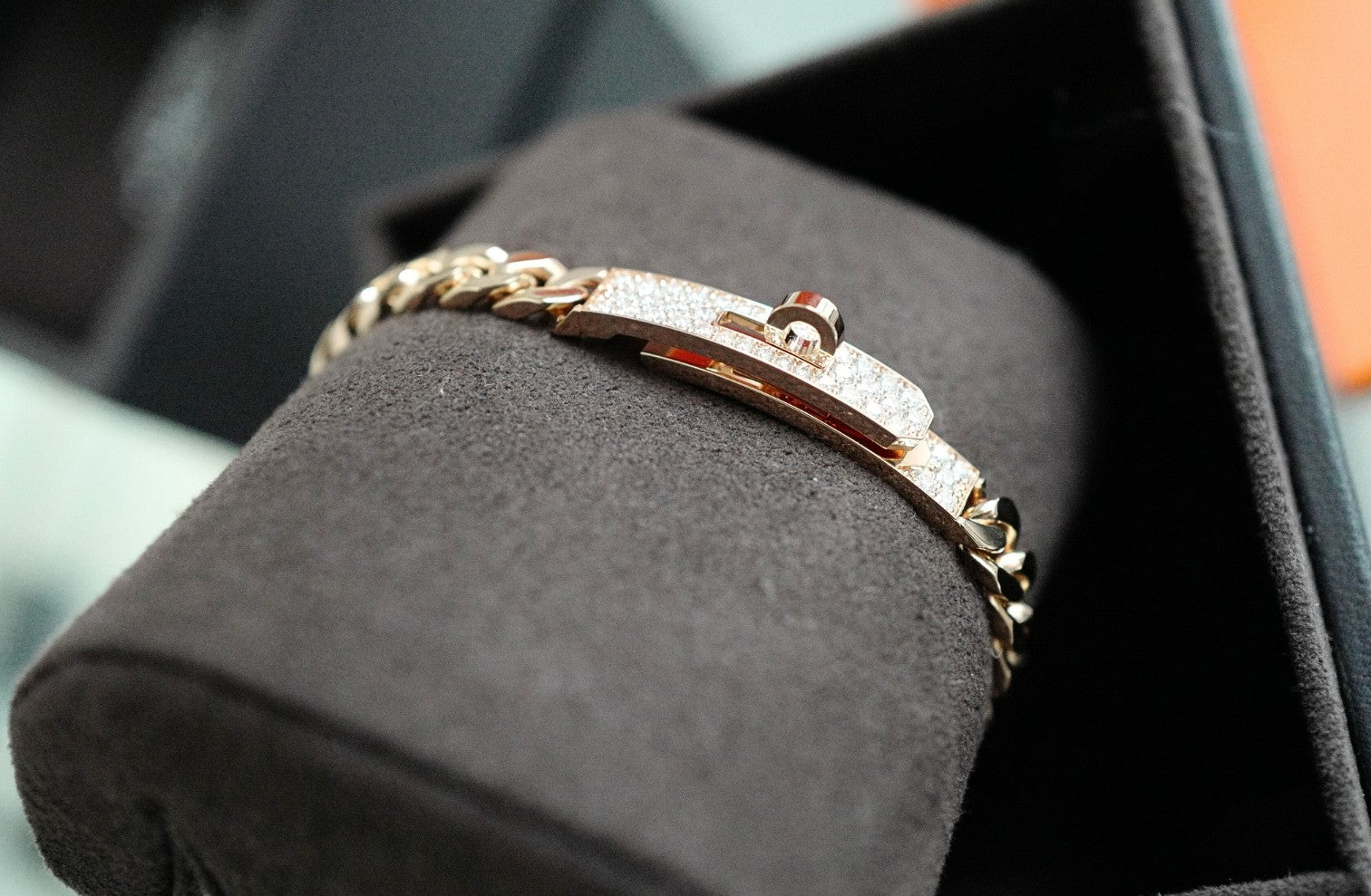 Hermès Kelly Gourmette Bracelet SH Very Small Model Rose Gold with Diamonds SH