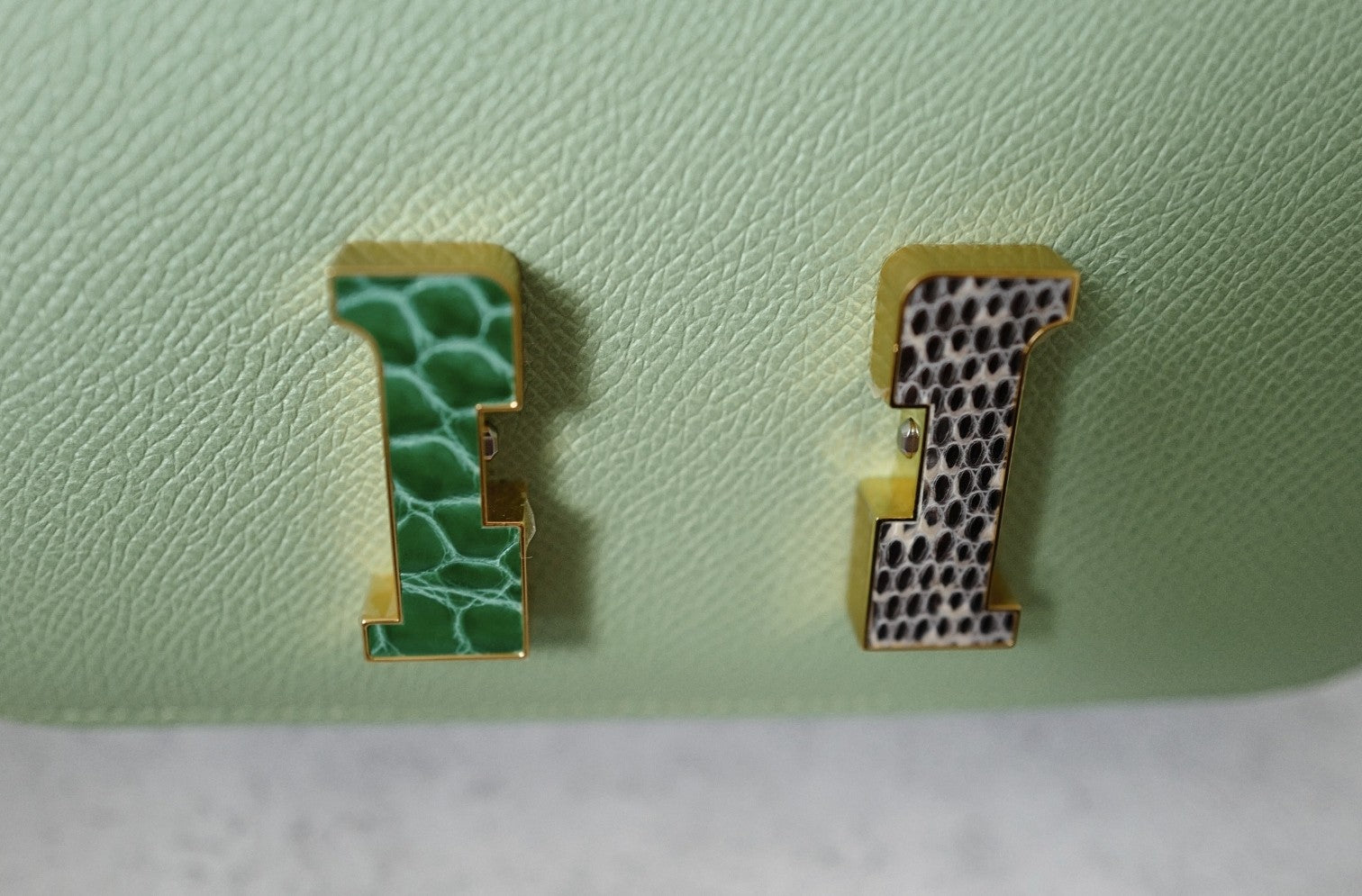 BNIB Hermès Constance 18 Vert Criquet Epsom Leather Bag Exotic Buckle GHW Stamp B 2023