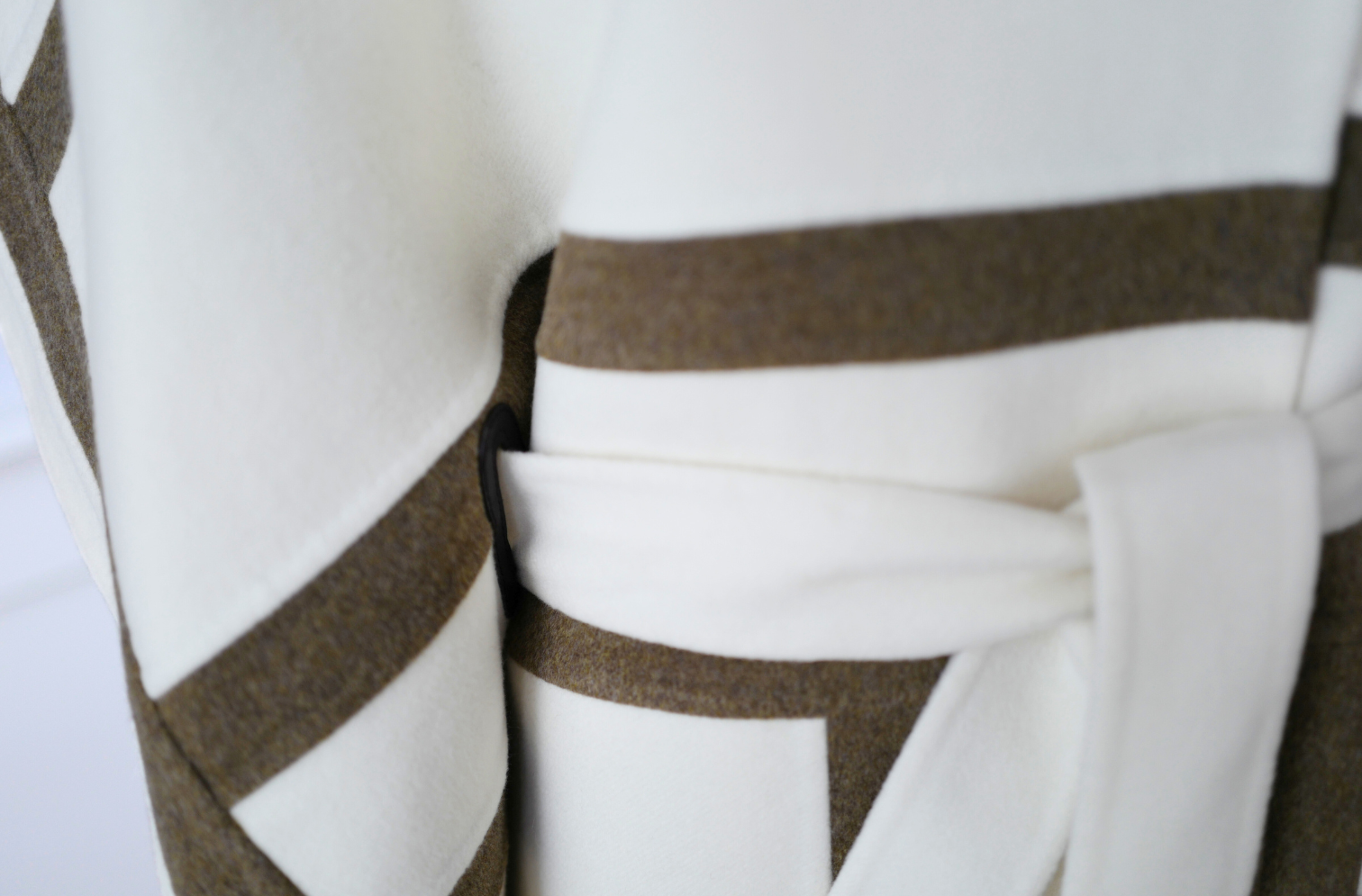 Hermes Gilet Long Inspo Poncho Cachemire Doubl91 Blanc Casse size 34 Retail $10K