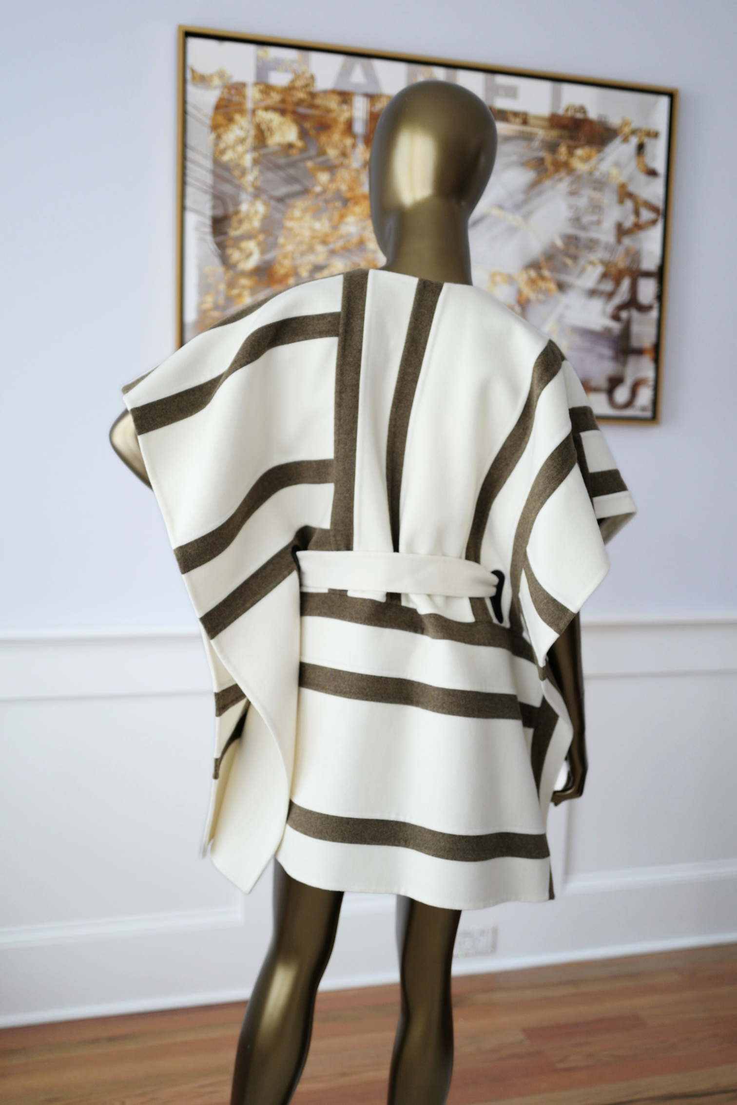 Hermes Gilet Long Inspo Poncho Cachemire Doubl91 Blanc Casse size 34 Retail $10K