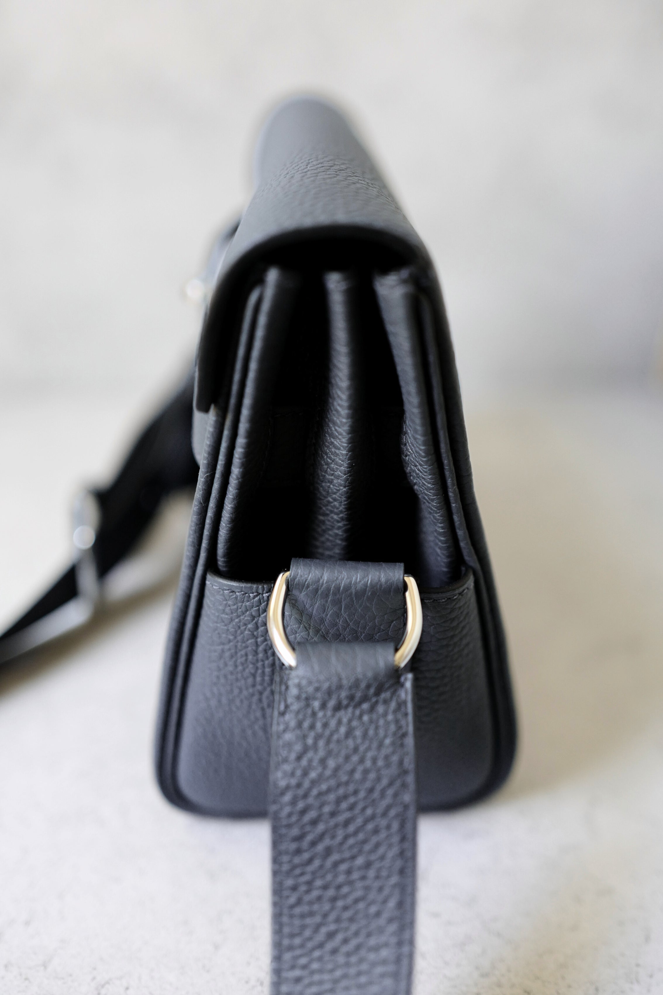 BNIB Hermès Kelly Messenger PM Veau Togo Bag Gris Misty Palladium Hardware