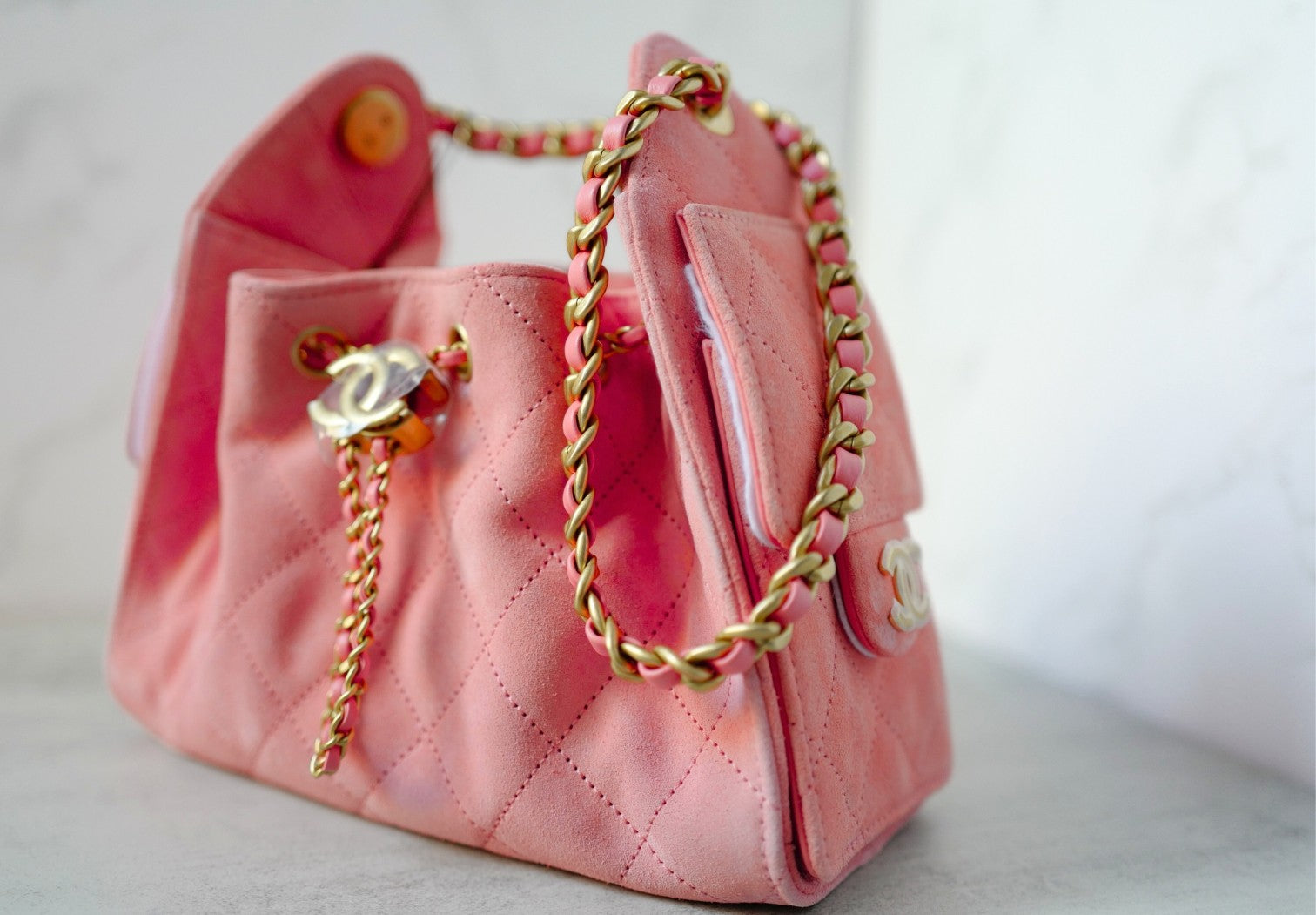 NEW Chanel 26C Mini Hobo Shoulder Bag in Pink Suede with Gold Hardware