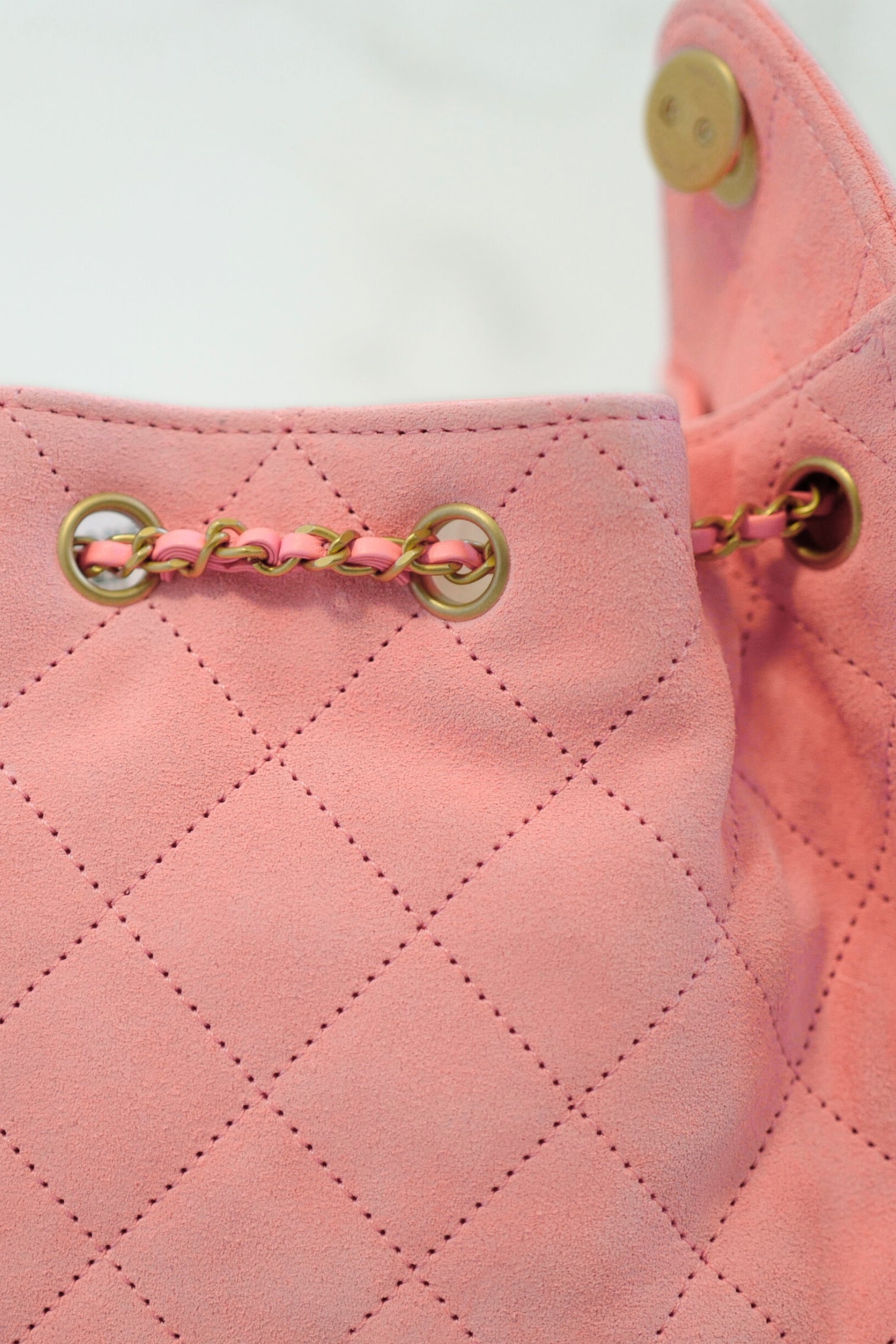 NEW Chanel 26C Mini Hobo Shoulder Bag in Pink Suede with Gold Hardware