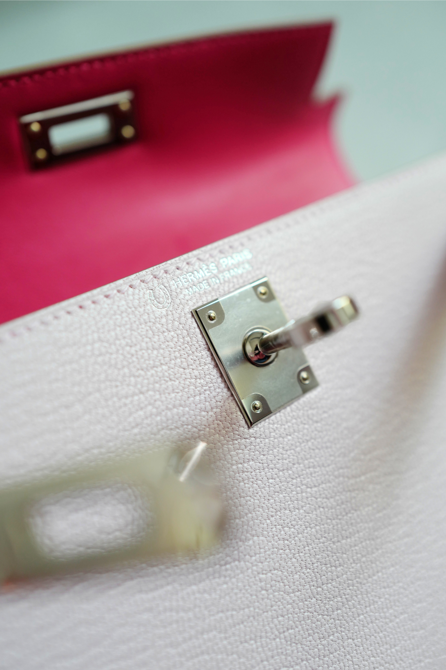 BNIB HERMÈS Mini Kelly 20 HSS Mauve Pale / Rose Mexico Chevre PHW W Stamp