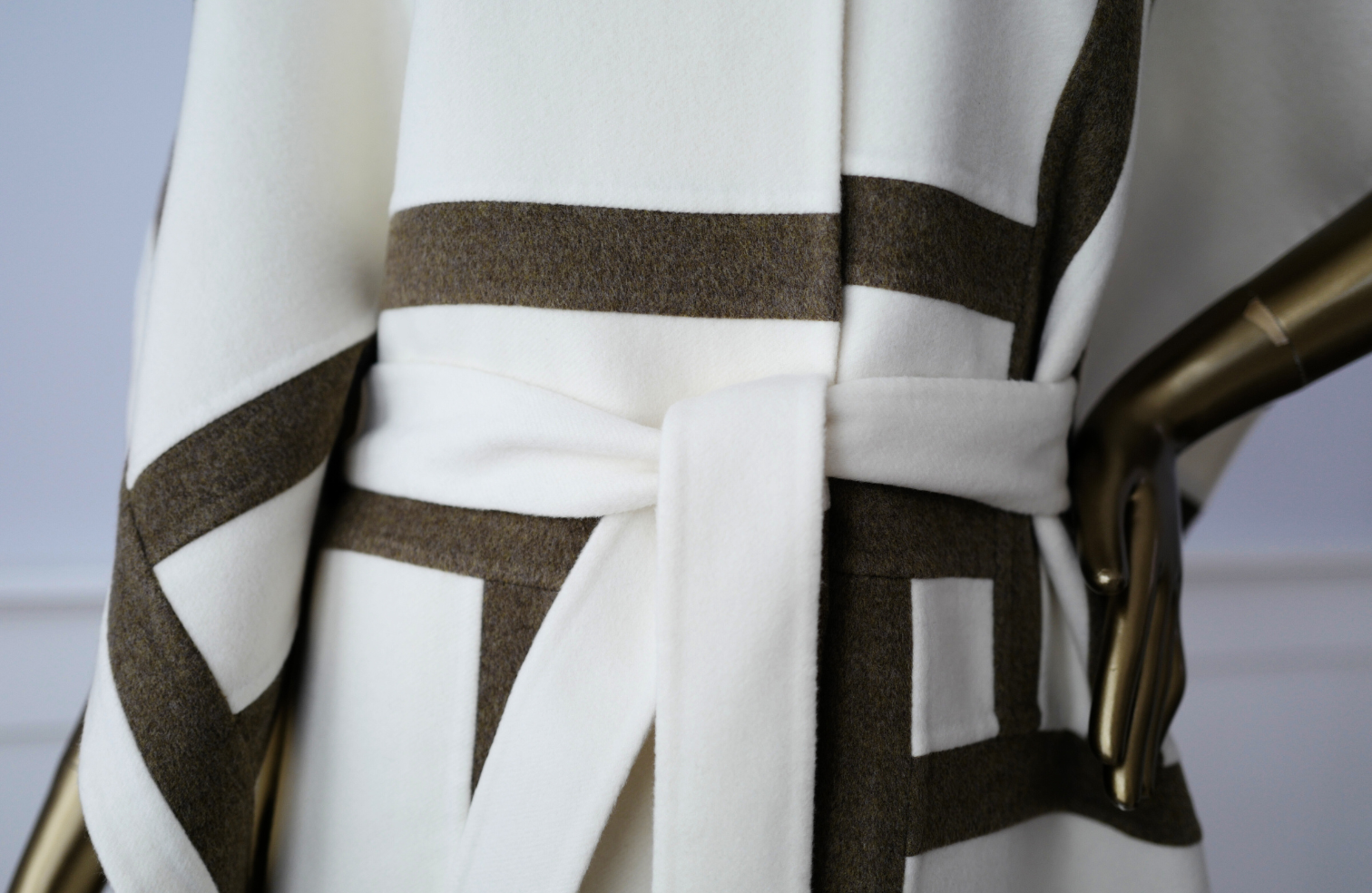 Hermes Gilet Long Inspo Poncho Cachemire Doubl91 Blanc Casse size 34 Retail $10K