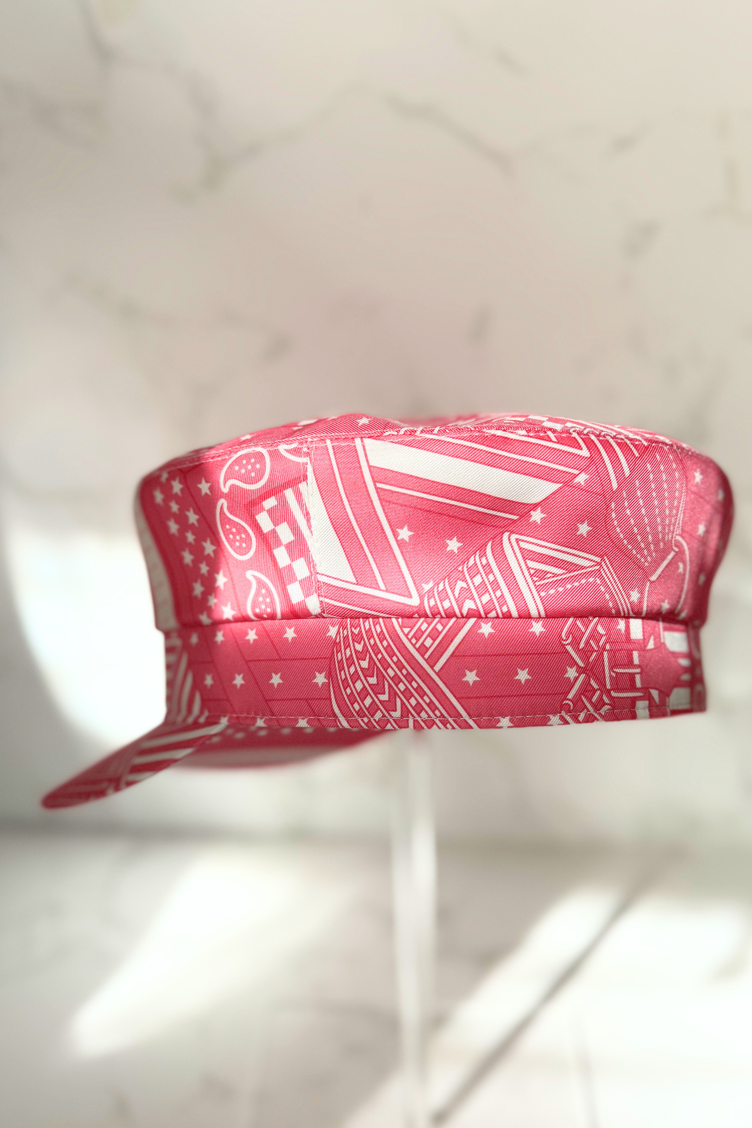 NEW Hermes Women's Deauville Hat Zigzag Printed Silk in Rose Azalea 56