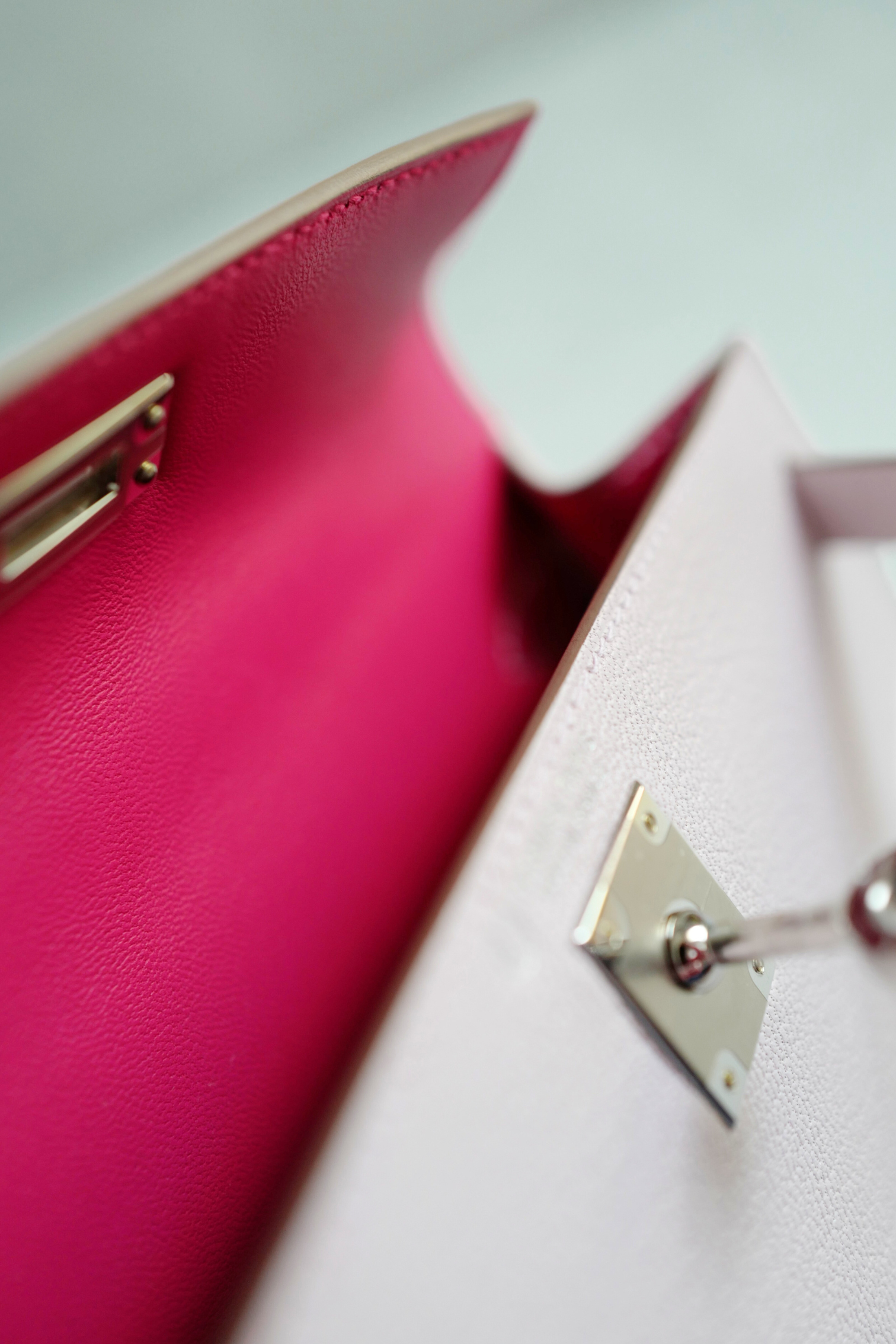 BNIB HERMÈS Mini Kelly 20 HSS Mauve Pale / Rose Mexico Chevre PHW W Stamp