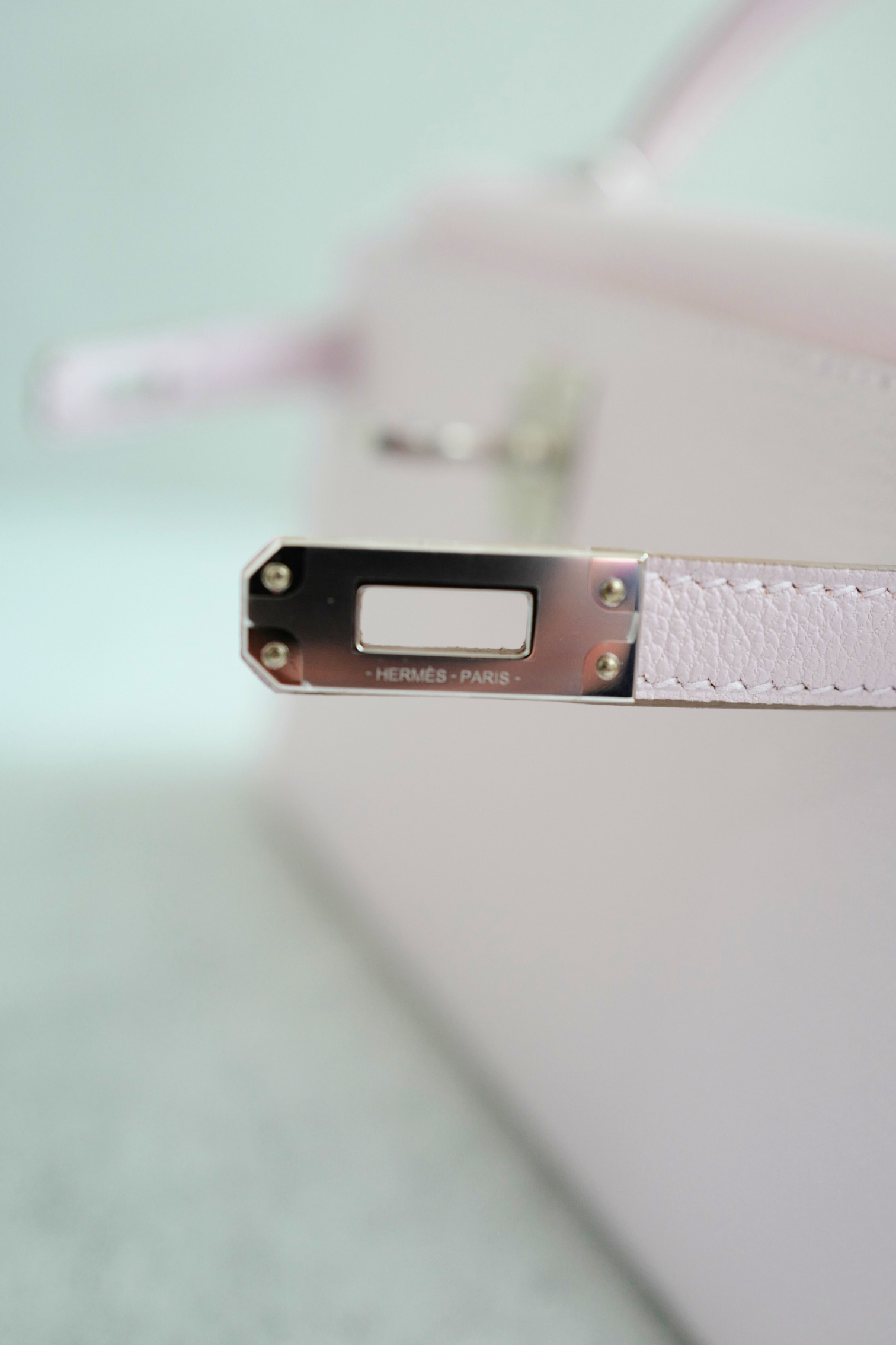 BNIB HERMÈS Mini Kelly 20 HSS Mauve Pale / Rose Mexico Chevre PHW W Stamp
