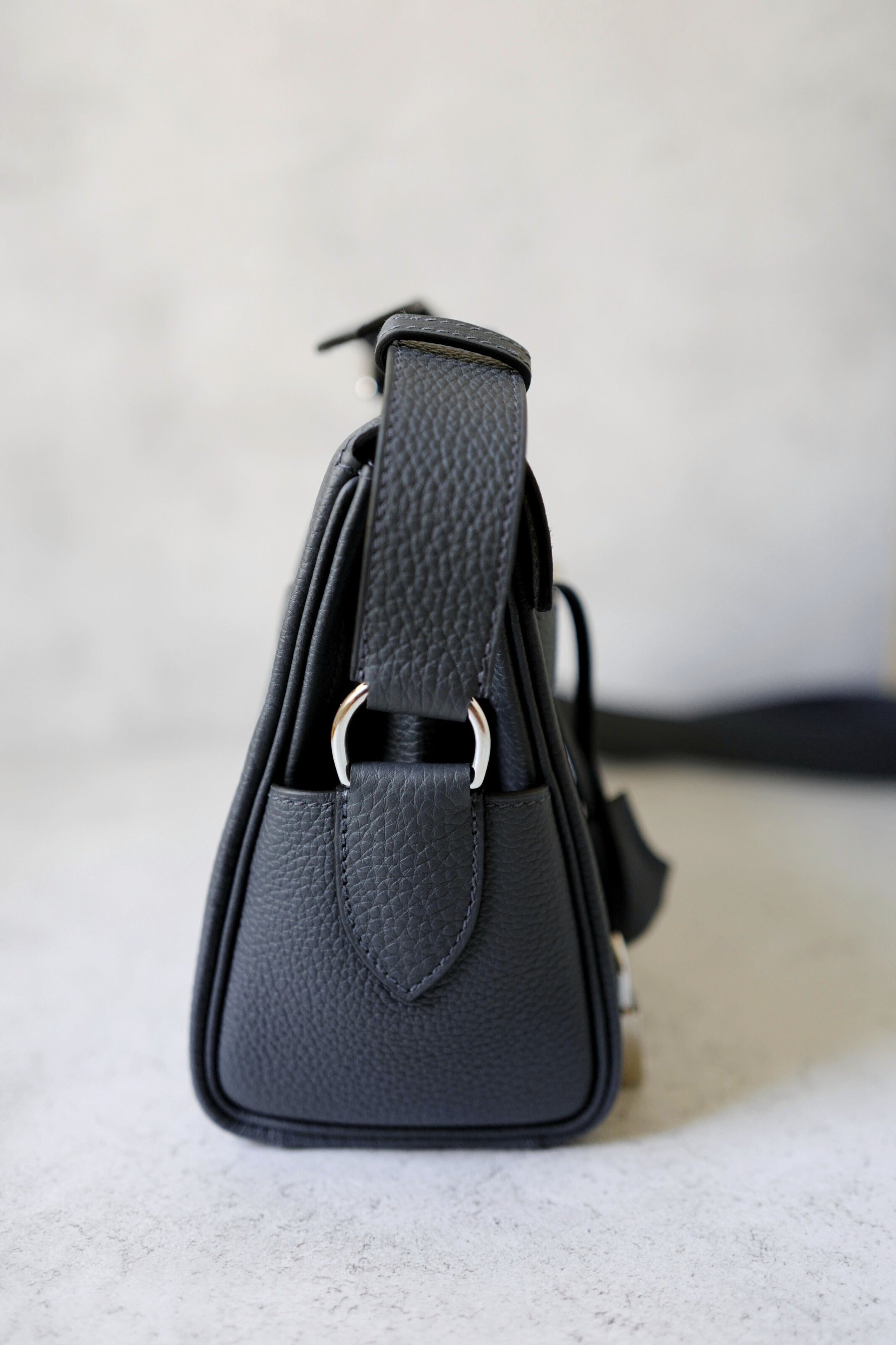 BNIB Hermès Kelly Messenger PM Veau Togo Bag Gris Misty Palladium Hardware
