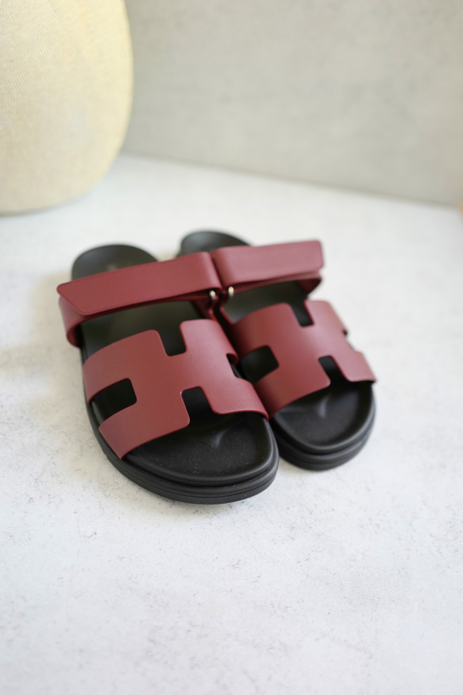 BNIB Hermès Chypre Sandals Rouge H Calfskin Leather Size 38.5