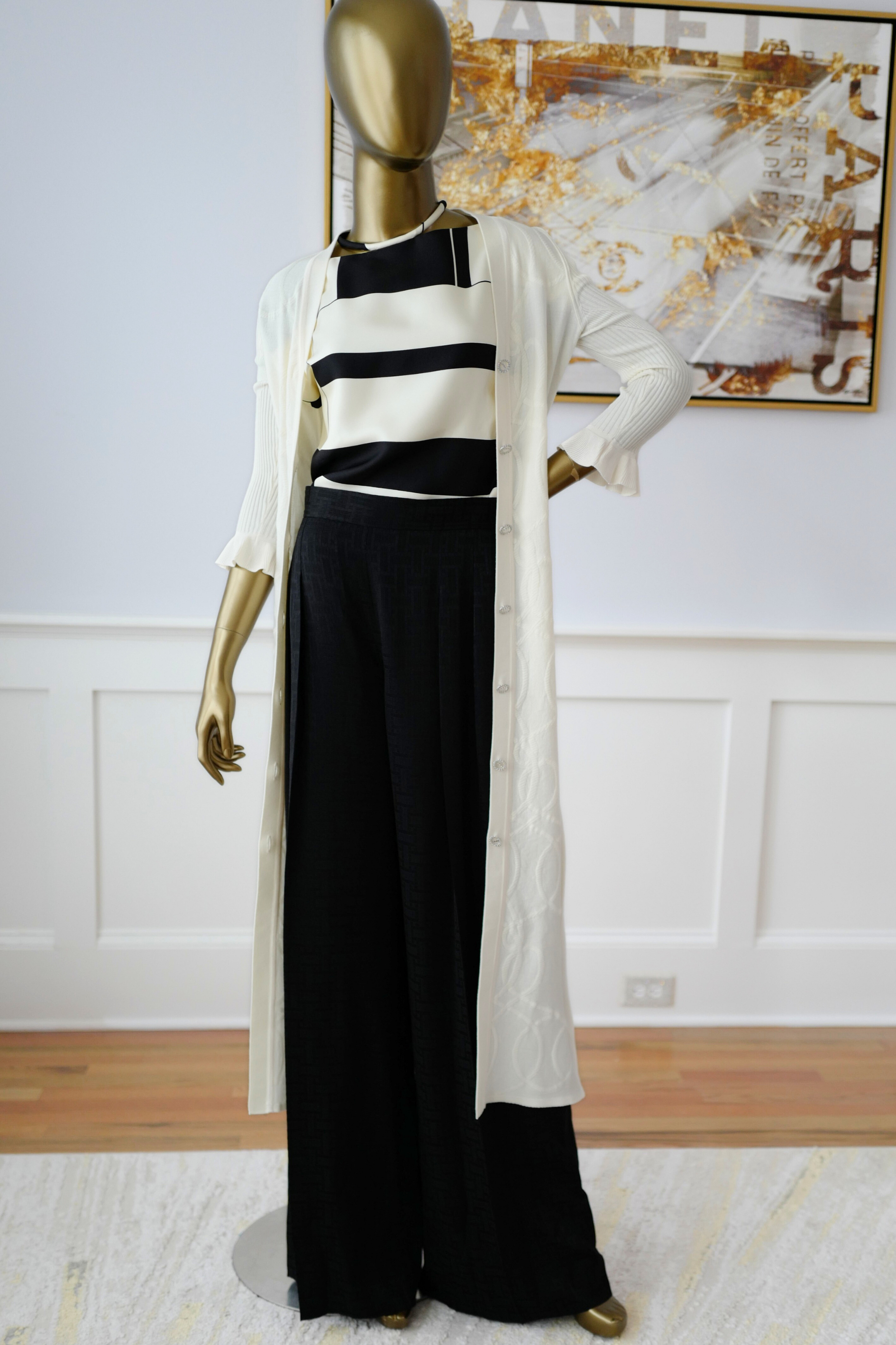 Hermes Top Colllier Beta 140 Sur Twill In Noir (black) Size 34