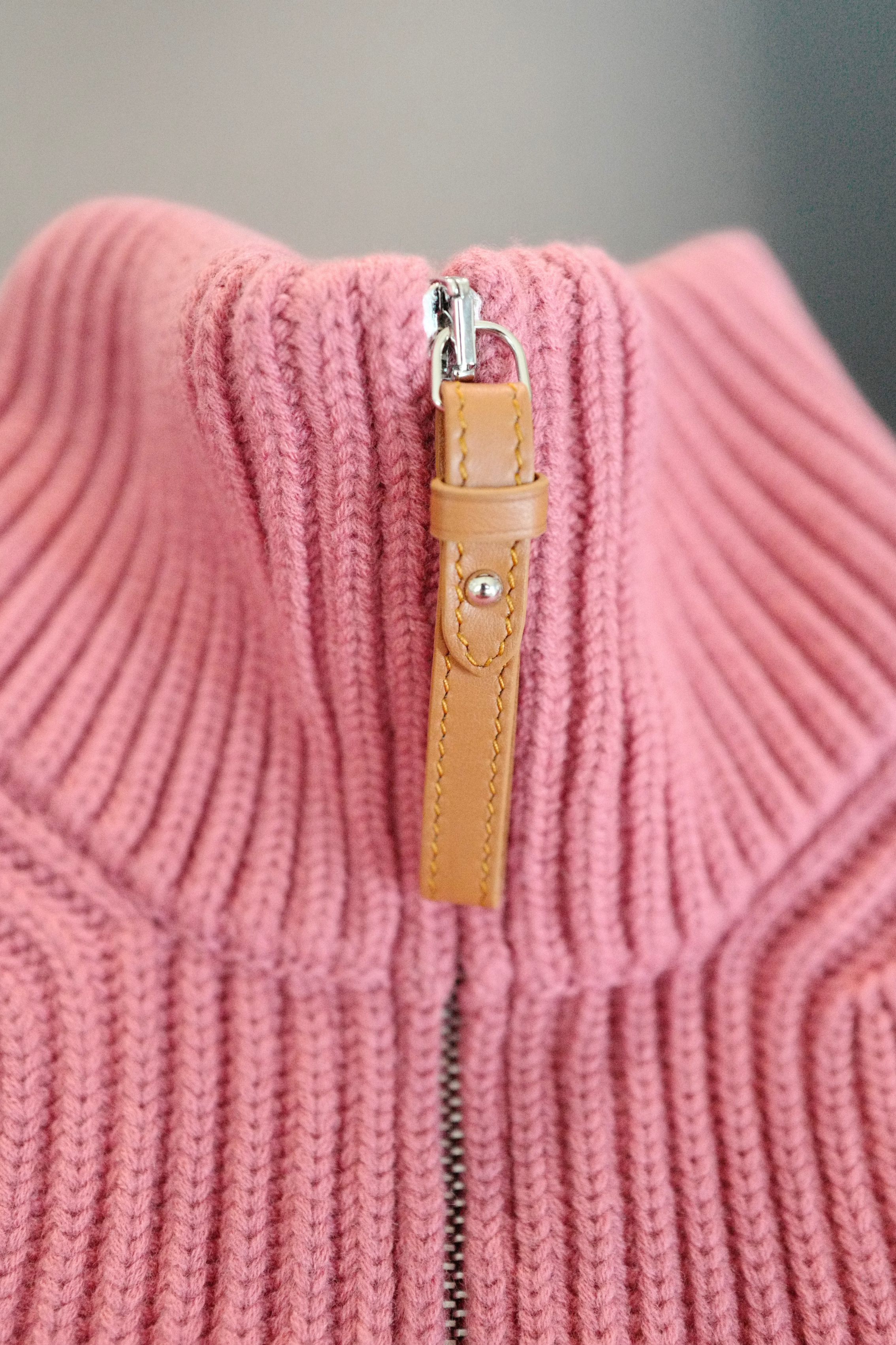 NEW Hermès Blouson Cardigan Jacket Rose Sorbet Wool with H Pockets Size 36