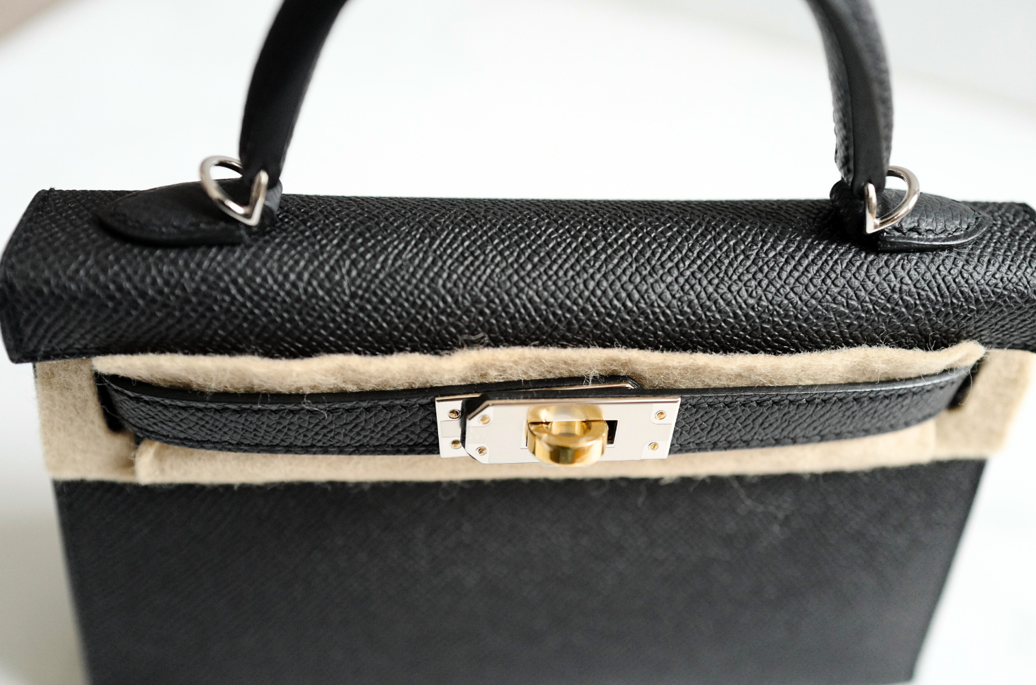 BNIB Hermes Mini Kelly Noir Black Epsom Electrum Hardware 2025