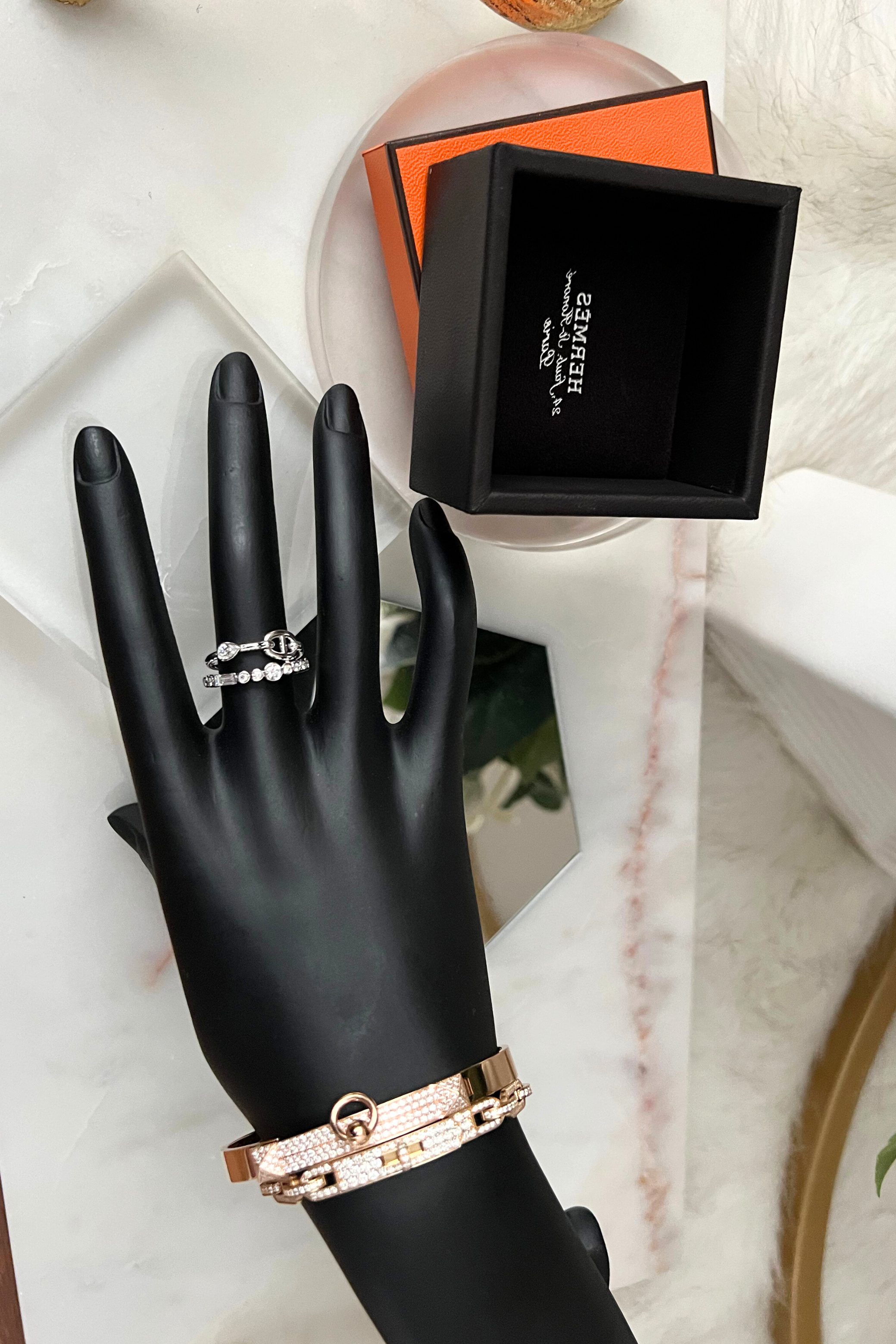 Hermès Chaine d’Ancre Chaos Fancy Ring in White Gold with Diamonds Sans Coloris Size 53