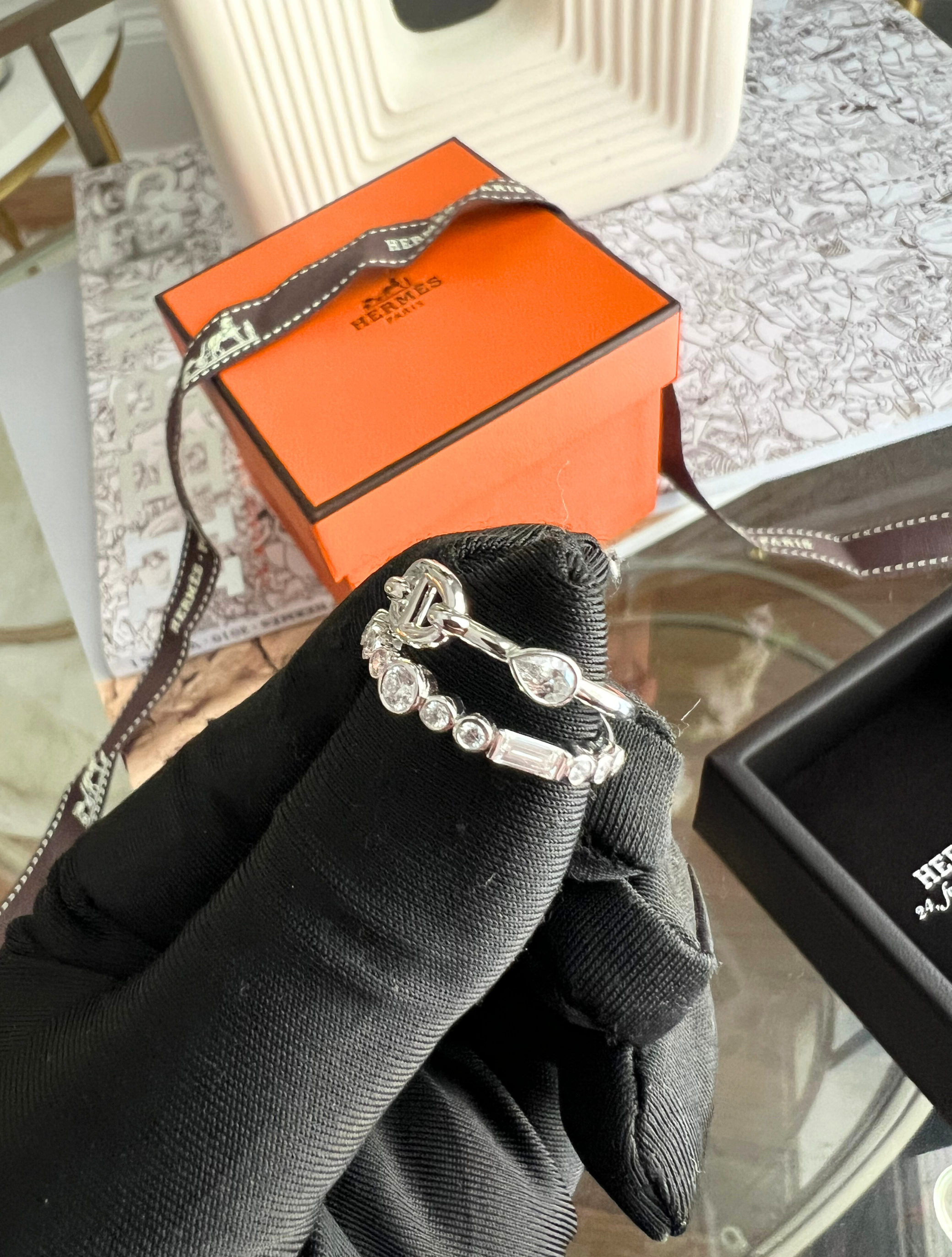 Hermès Chaine d’Ancre Chaos Fancy Ring in White Gold with Diamonds Sans Coloris Size 53