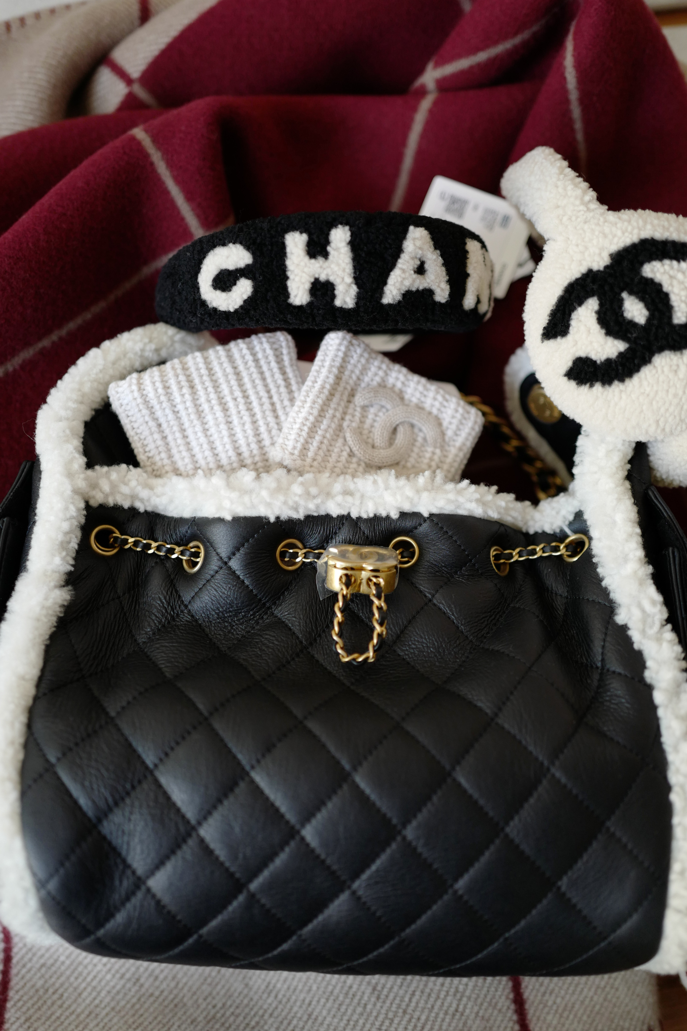 Chanel 25K Small Hobo Bag Black Calfskin with Shearling Trim Gold Hardware