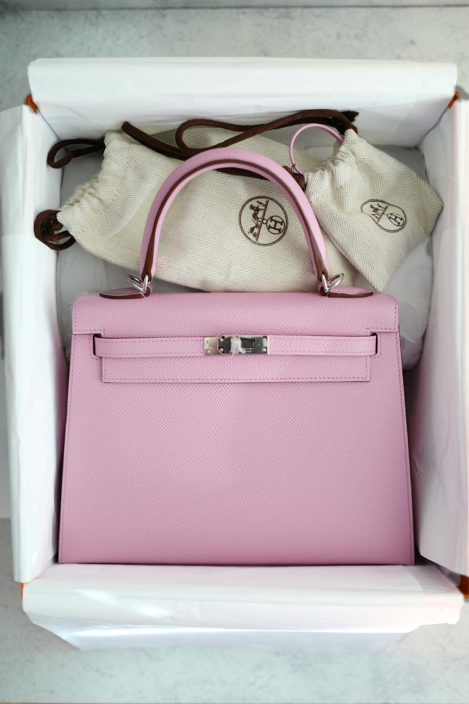 NEW Hermès Kelly 25 Sellier Mauve Sylvestre Epsom Leather Palladium Hardware Stamp U 2023