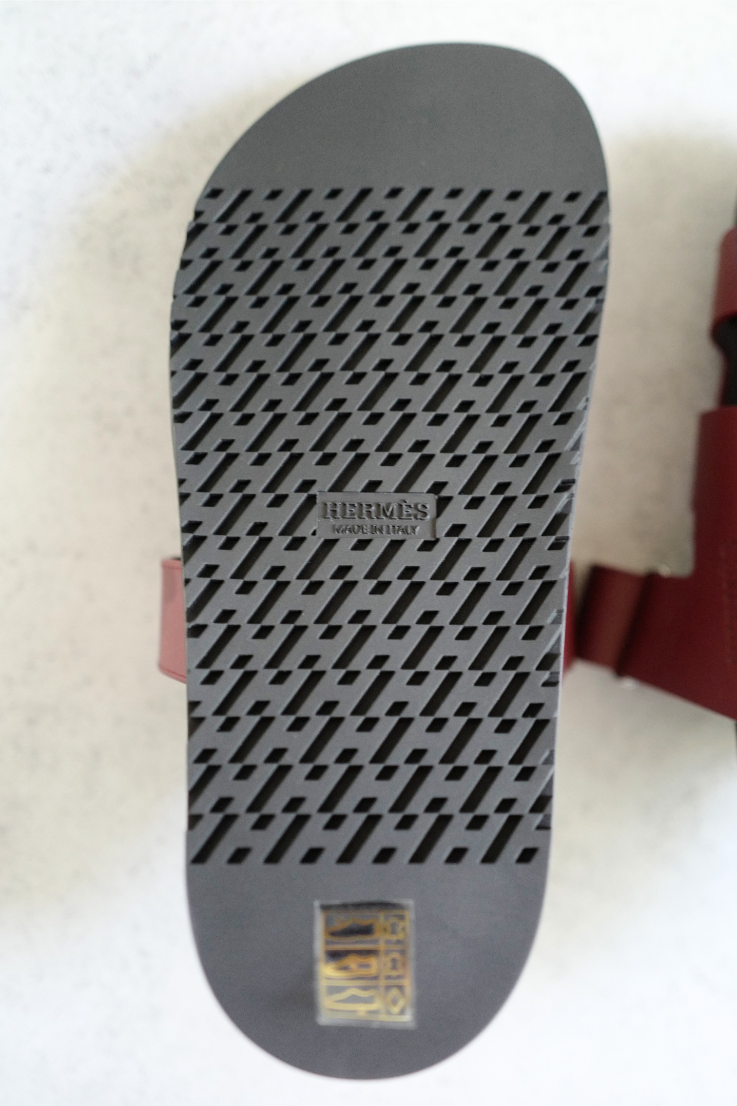 BNIB Hermès Chypre Sandals Rouge H Calfskin Leather Size 38.5