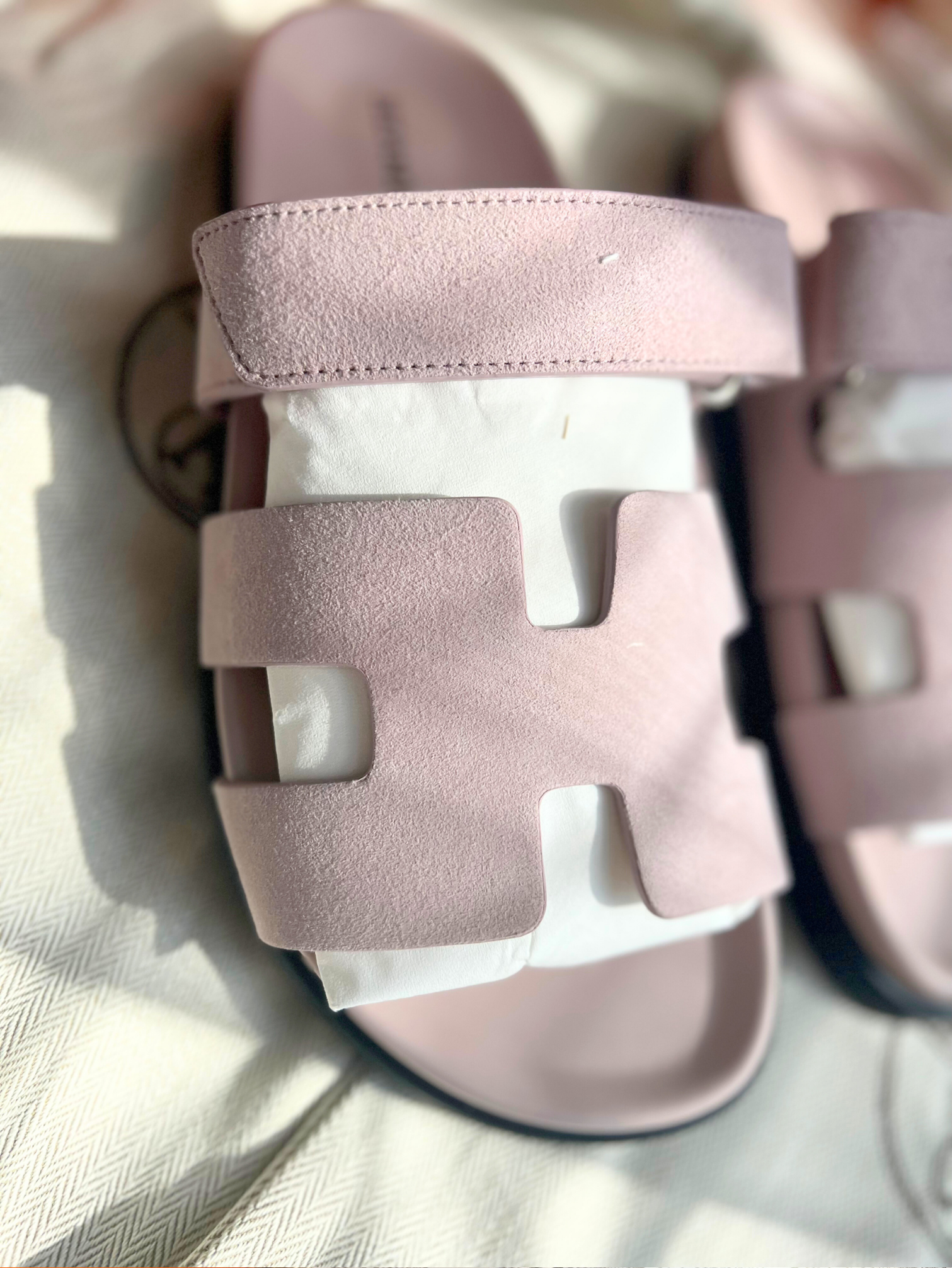 BNIB Hermes Womens Chypre sandal Rose Porcelaine 37.5