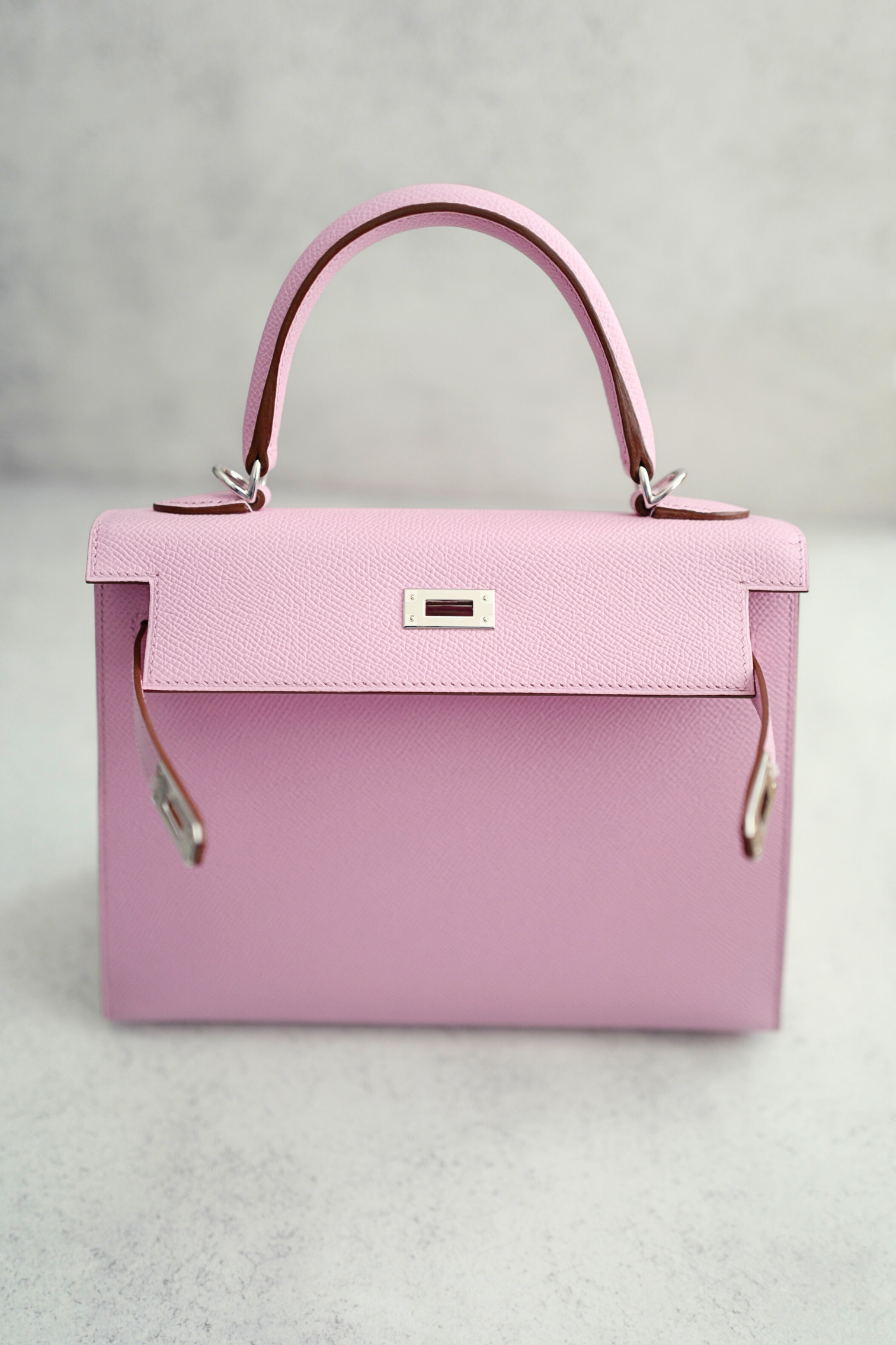 NEW Hermès Kelly 25 Sellier Mauve Sylvestre Epsom Leather Palladium Hardware Stamp U 2023
