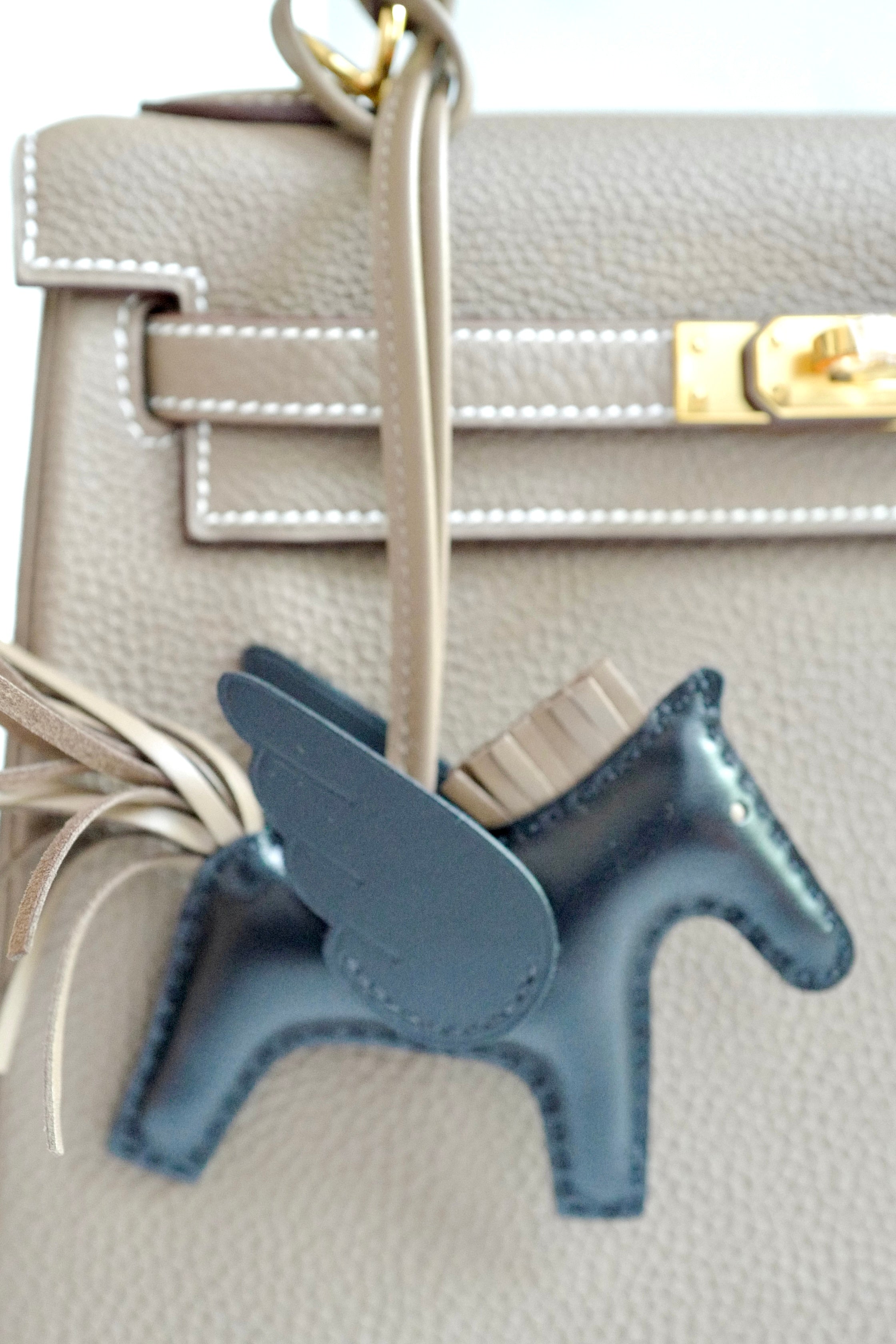 BNIB Hermes Rodeo Pegase PM Milo Swift Noir/Etoupe/Noir