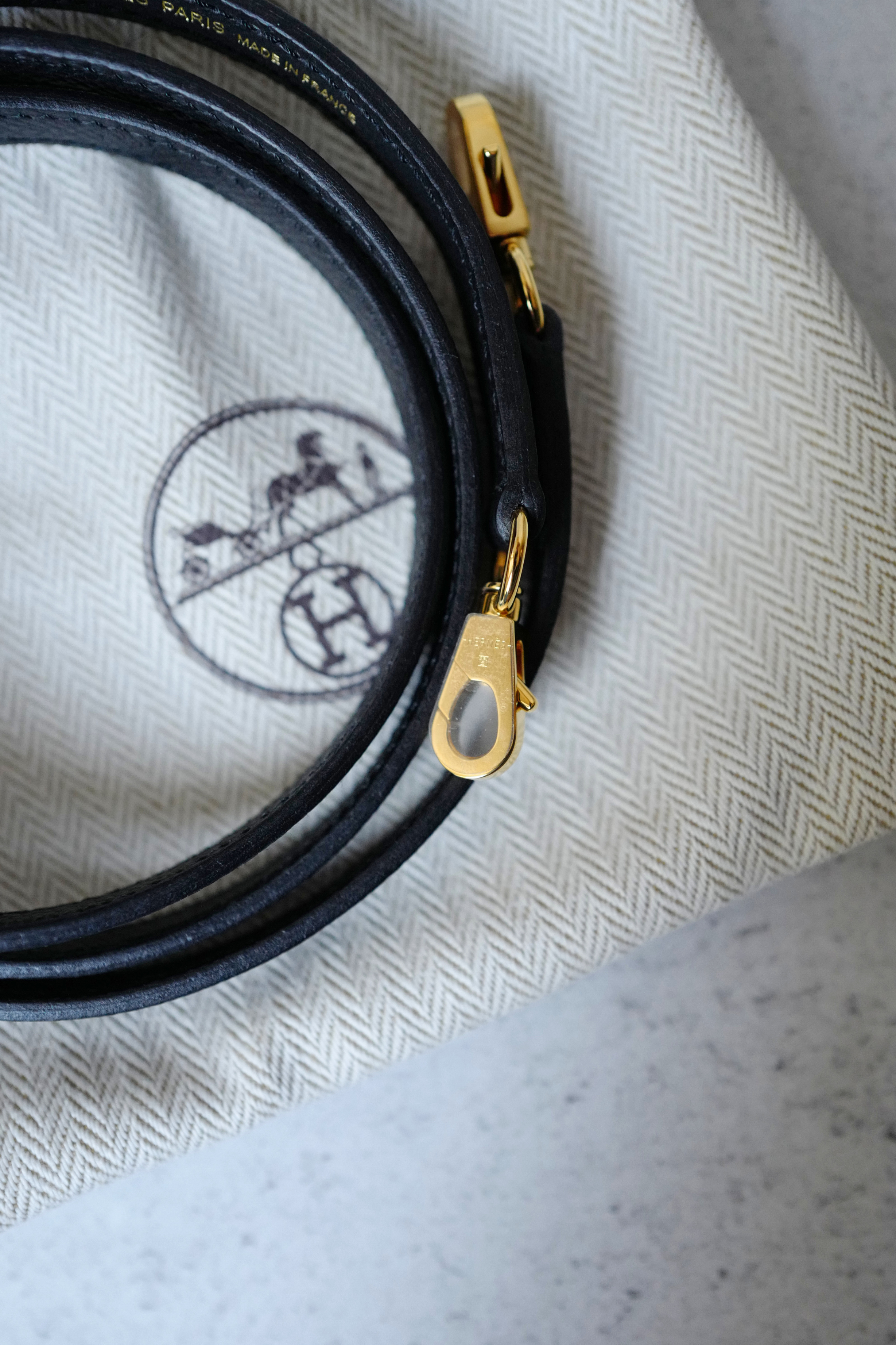 Hermès Mini Kelly 20 Black Epsom Leather with Gold Hardware Stamp W