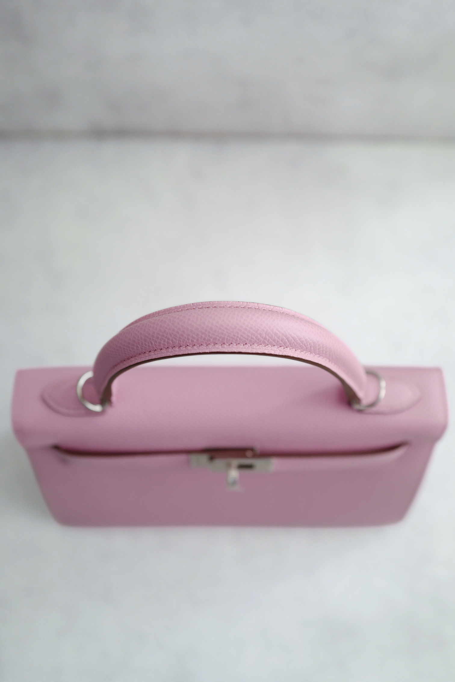 NEW Hermès Kelly 25 Sellier Mauve Sylvestre Epsom Leather Palladium Hardware Stamp U 2023