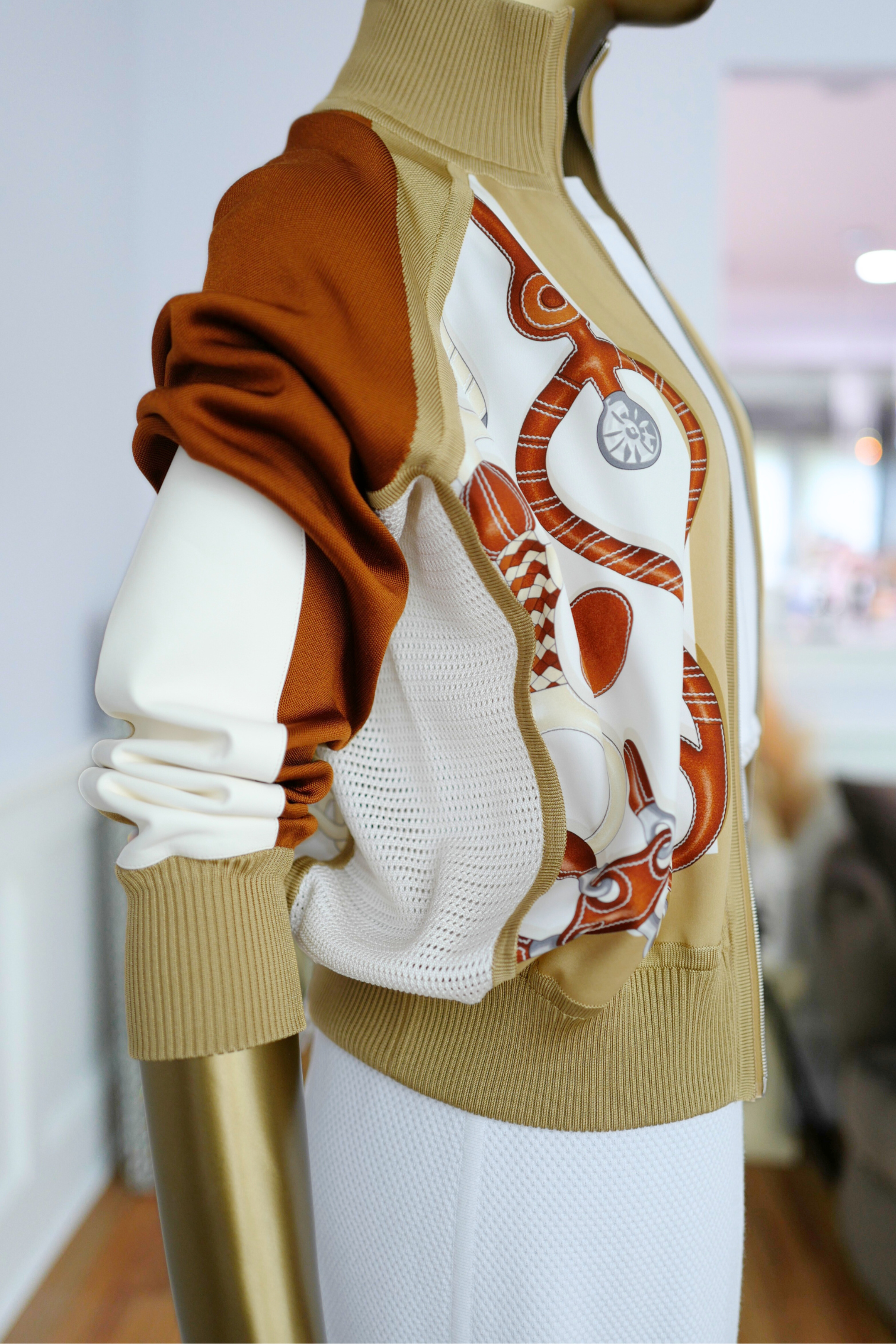 NEW HERMES Panoplie Tout Cuir twillaine bomber jacket Size 34 Blanc Nacre $6K