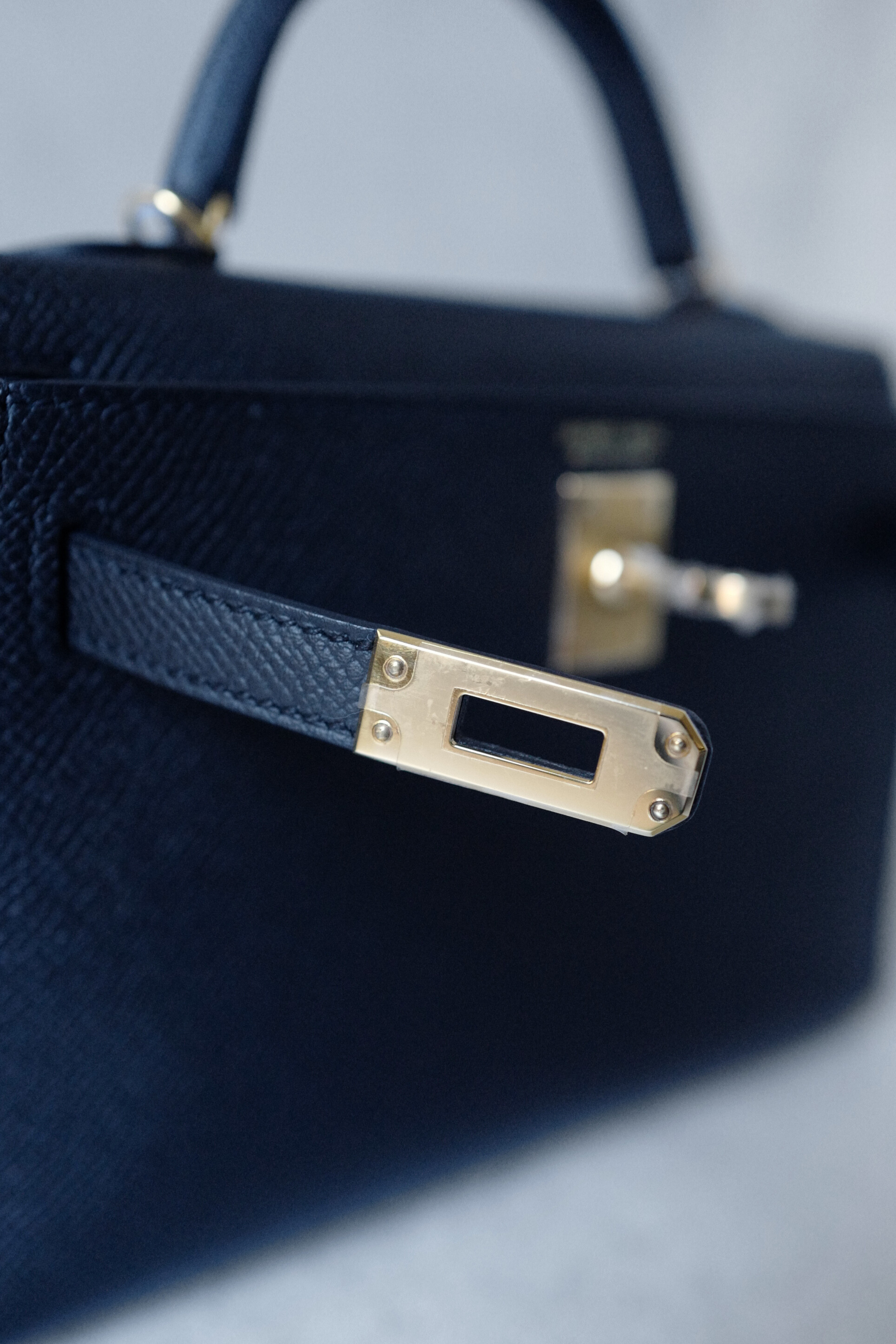 Hermès Mini Kelly 20 Black Epsom Leather with Gold Hardware Stamp W