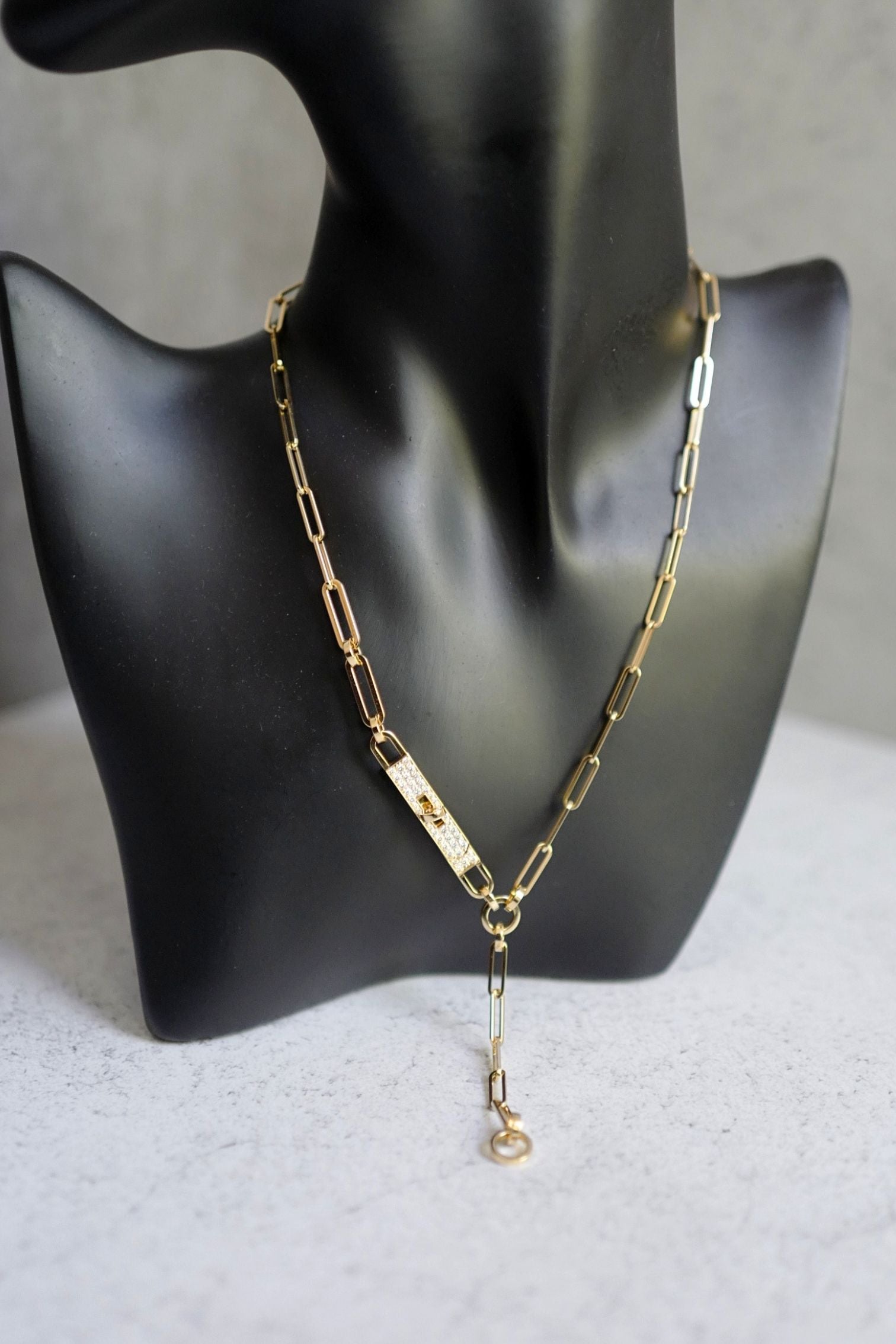 Hermès Kelly Chaine Lariat Necklace 18K Yellow Gold 41 Diamonds Size 40