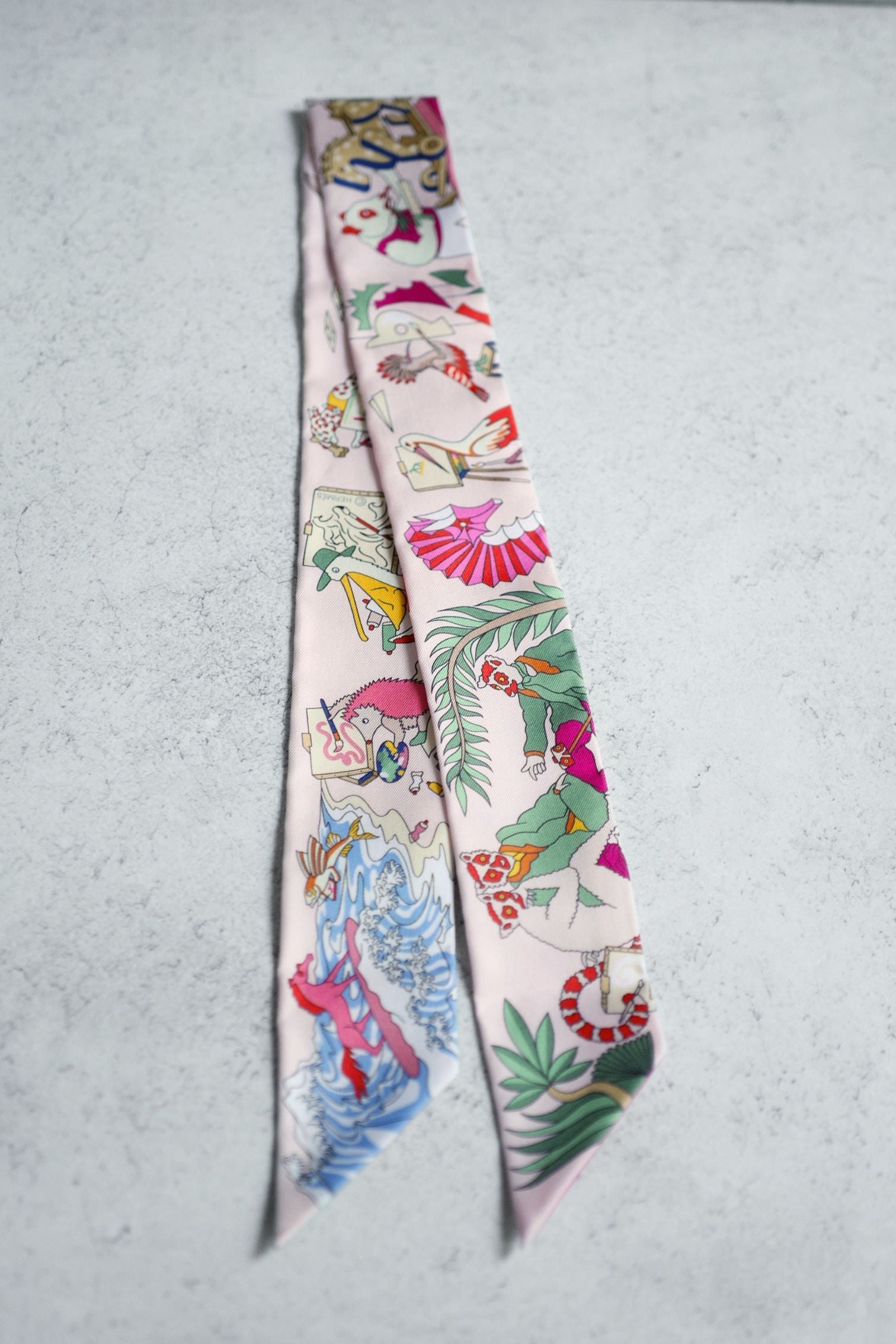 Hermès Academia Hippica Twilly Rose Nacre / Vert Amande / Multicolore 100% Silk