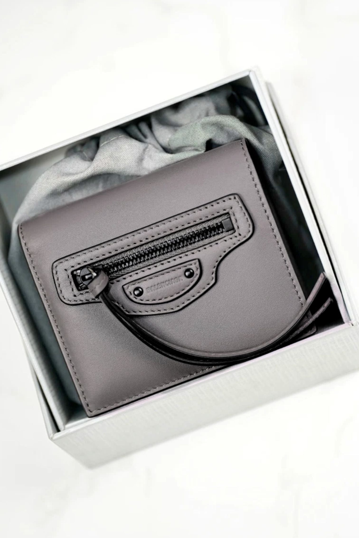 BNIB Balenciaga Women's Neo Classic Mini Wallet in Dark Grey Calfskin