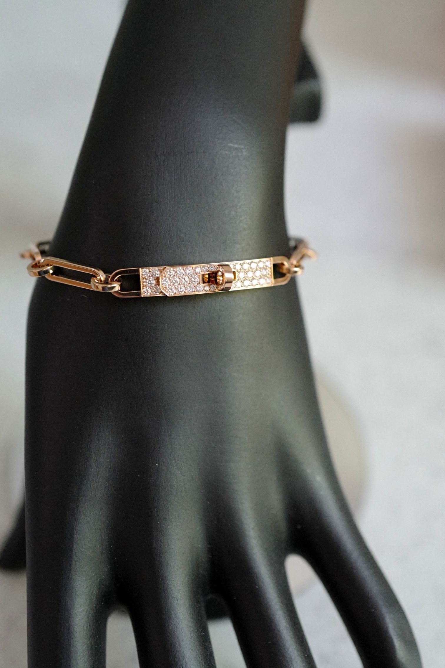 Hermès Kelly Chaine Bracelet Small Model 18K Rose Gold Diamonds Size 140