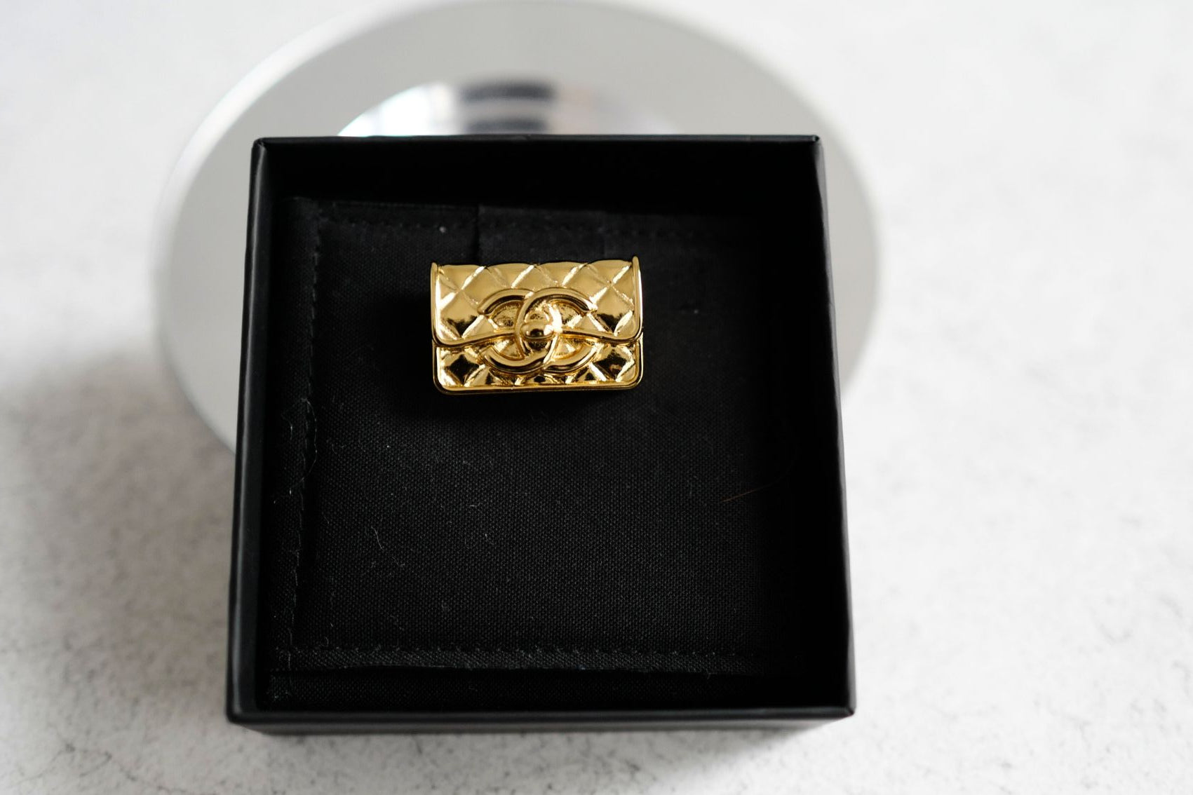 CHANEL Brooch B23K Matelasse bag motif Gold Metal BNIB NEW