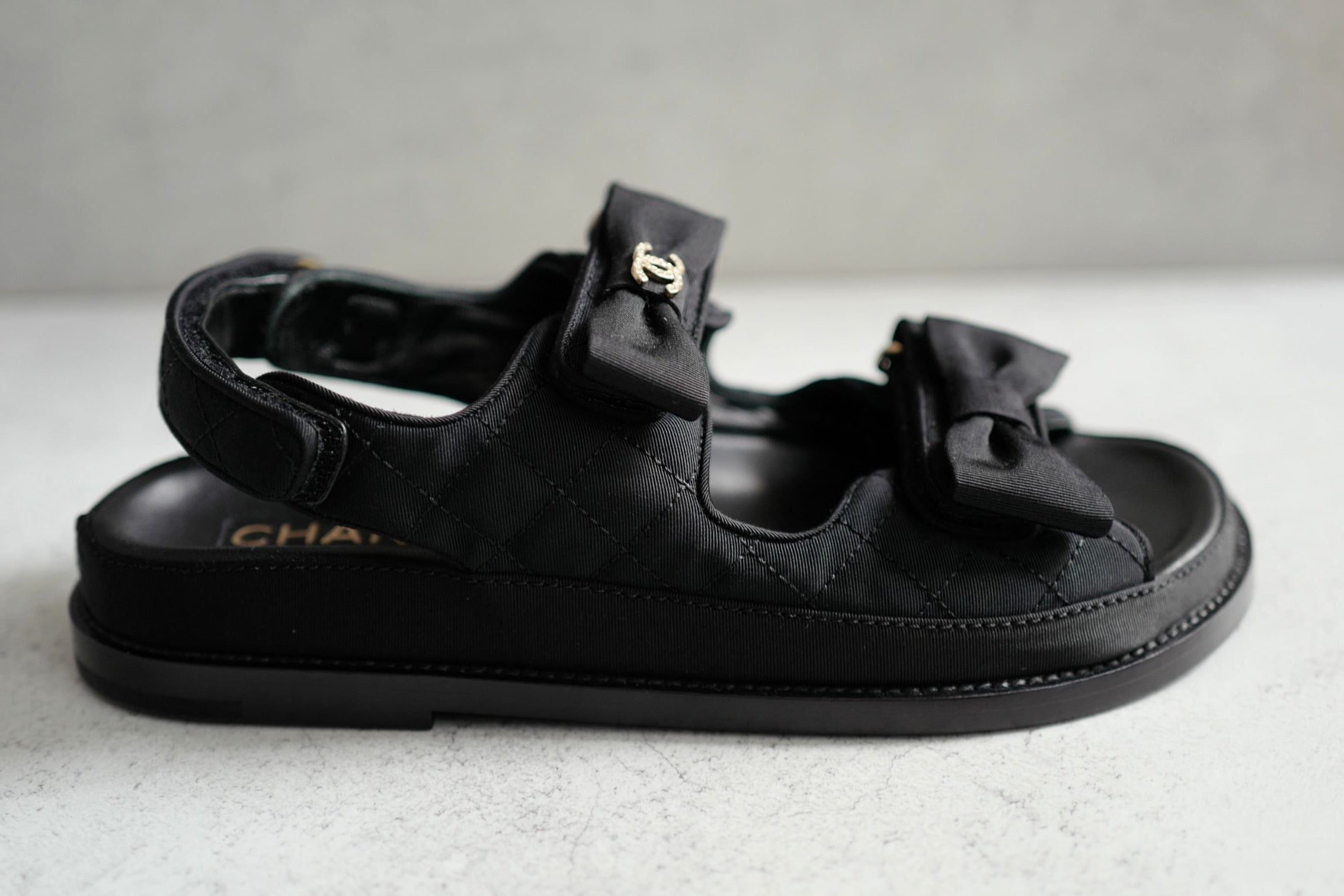 BNIB Chanel Dad Sandal CC Crystals In Black With Bows Size 38 - Limited