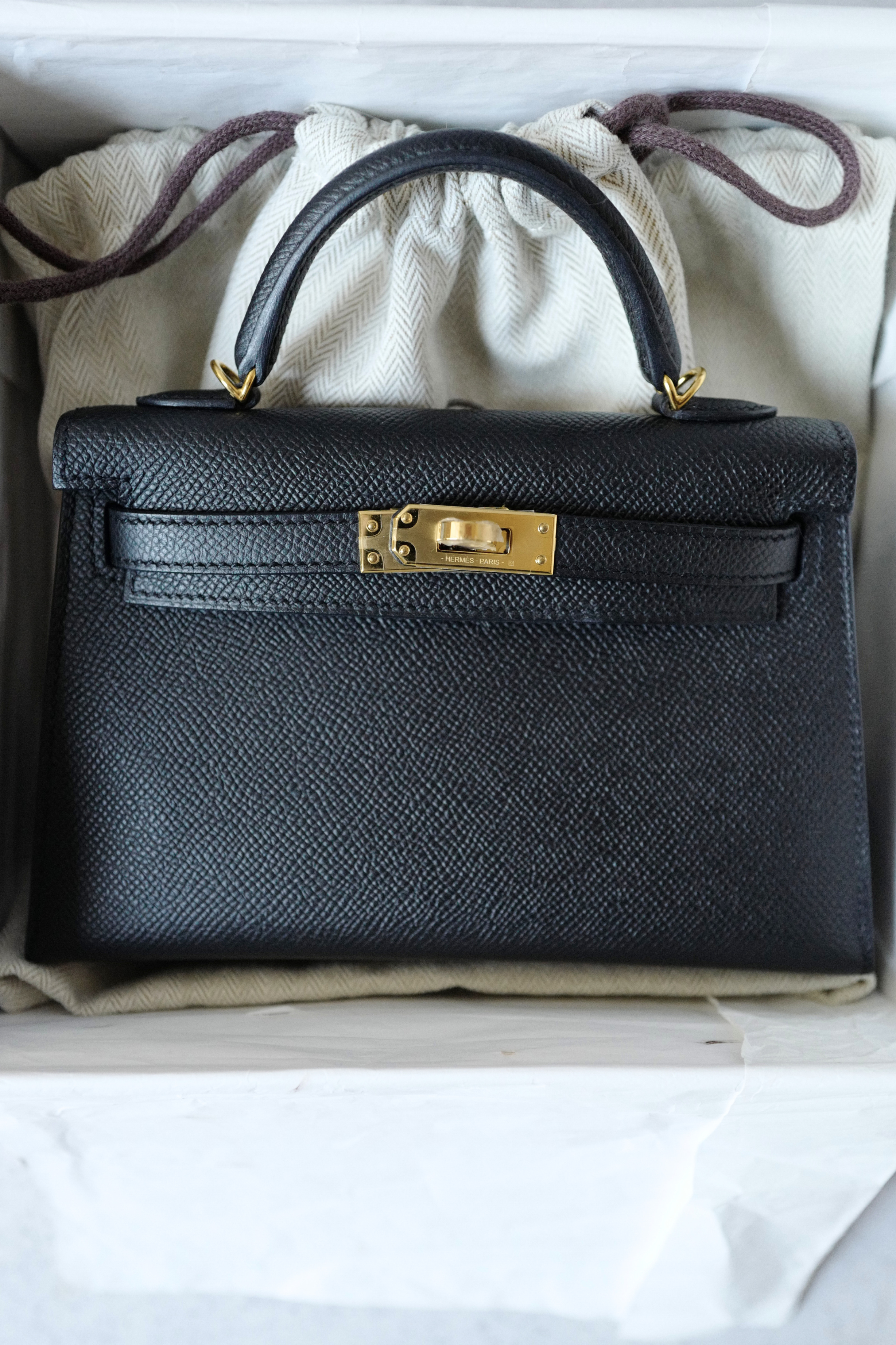 Hermès Mini Kelly 20 Black Epsom Leather with Gold Hardware Stamp W