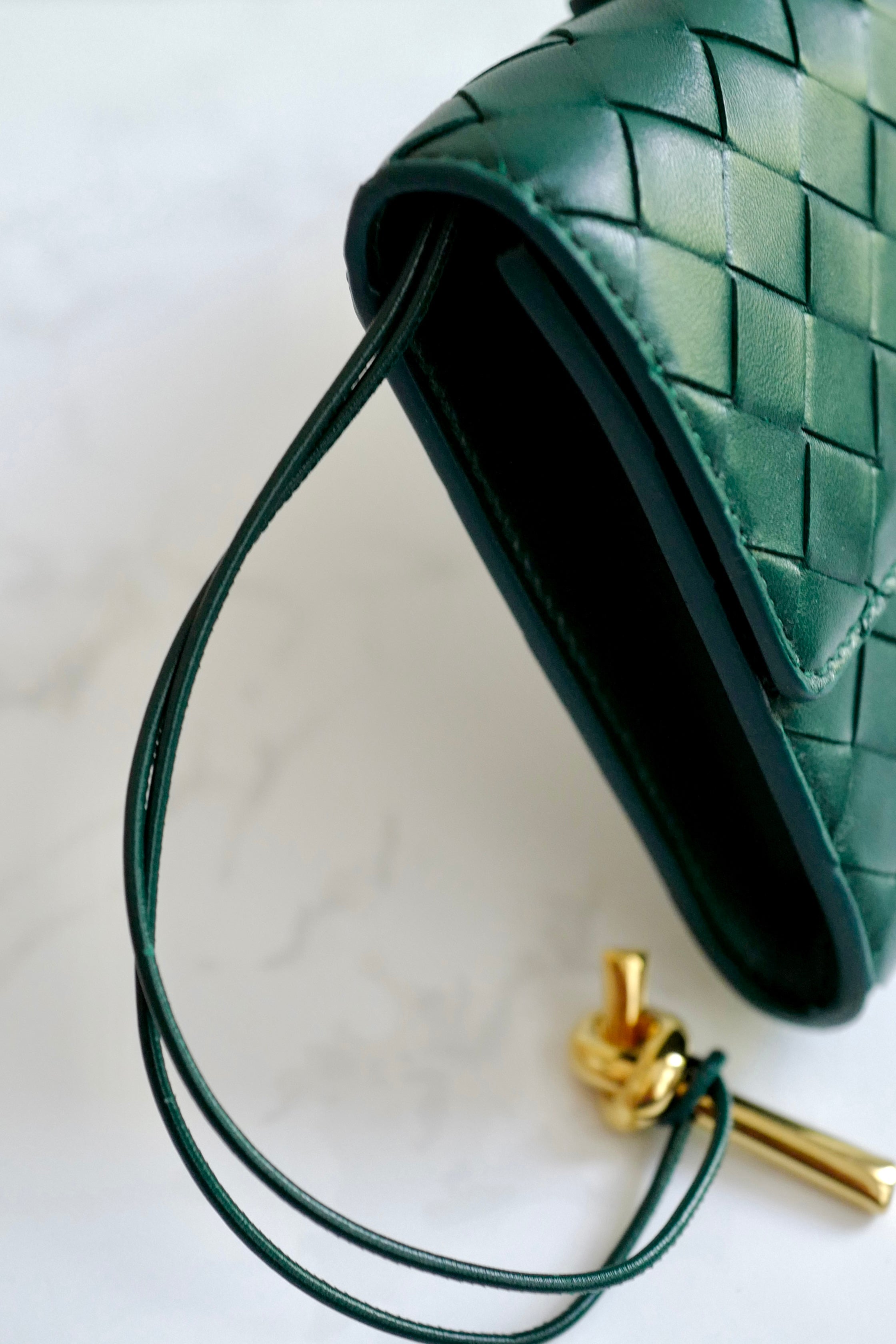 Bottega Veneta Andiamo Clutch Emerald Green NEW